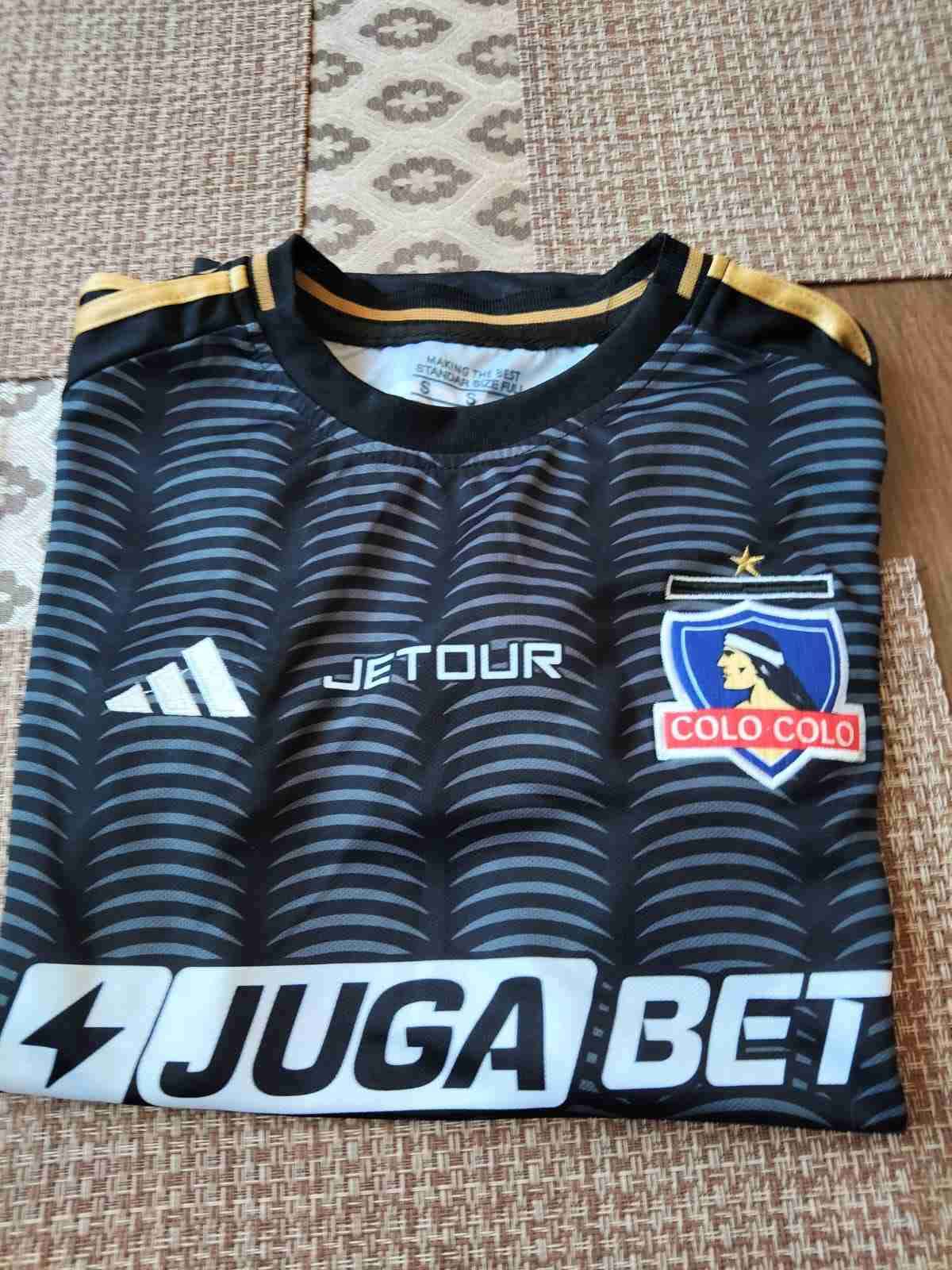 Polera deportiva negra talla S - miniatura 4