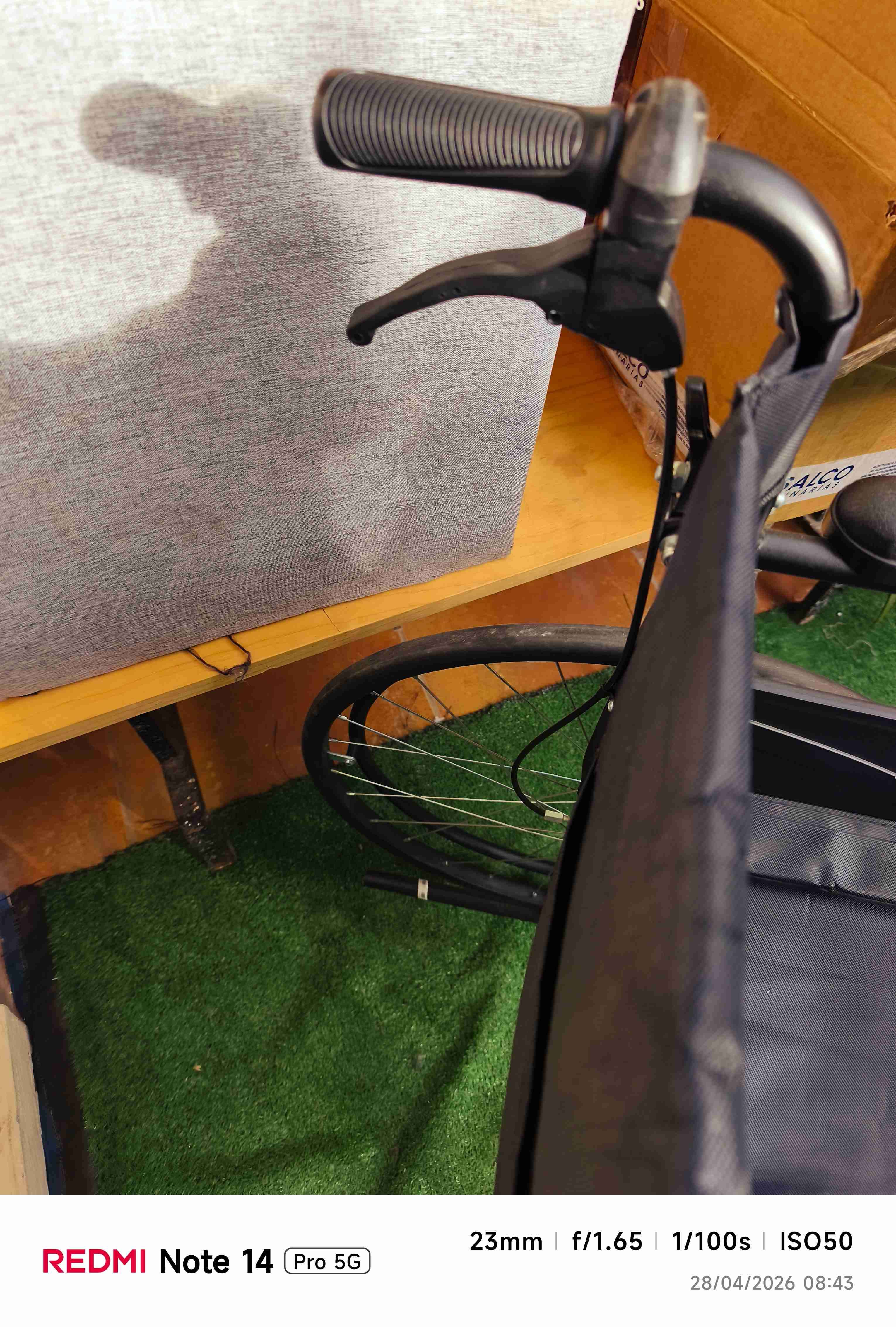 Silla de ruedas plegable - miniatura 3
