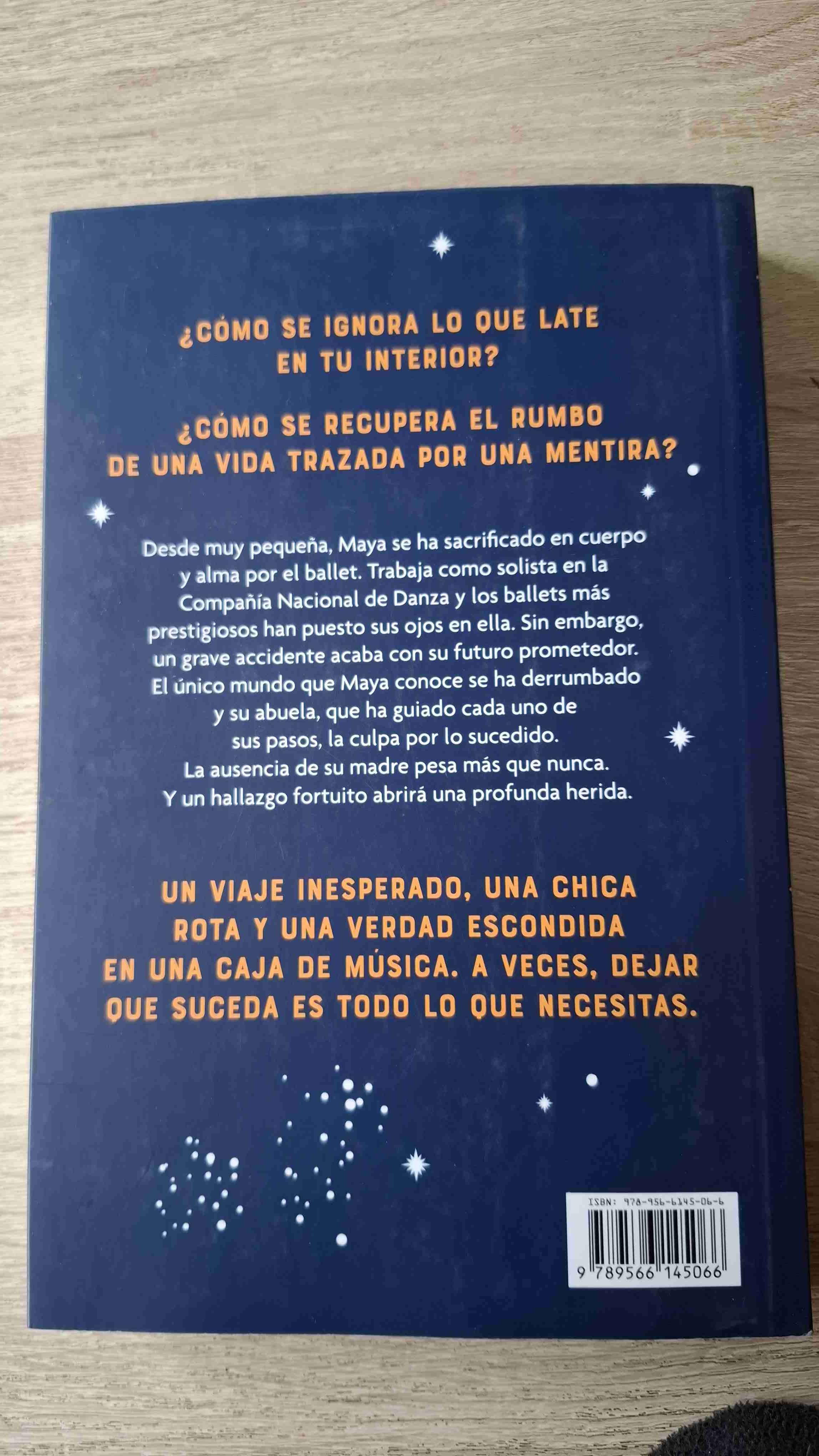 Libro 'Cuando no queden más estrellas que contar' - miniatura 2