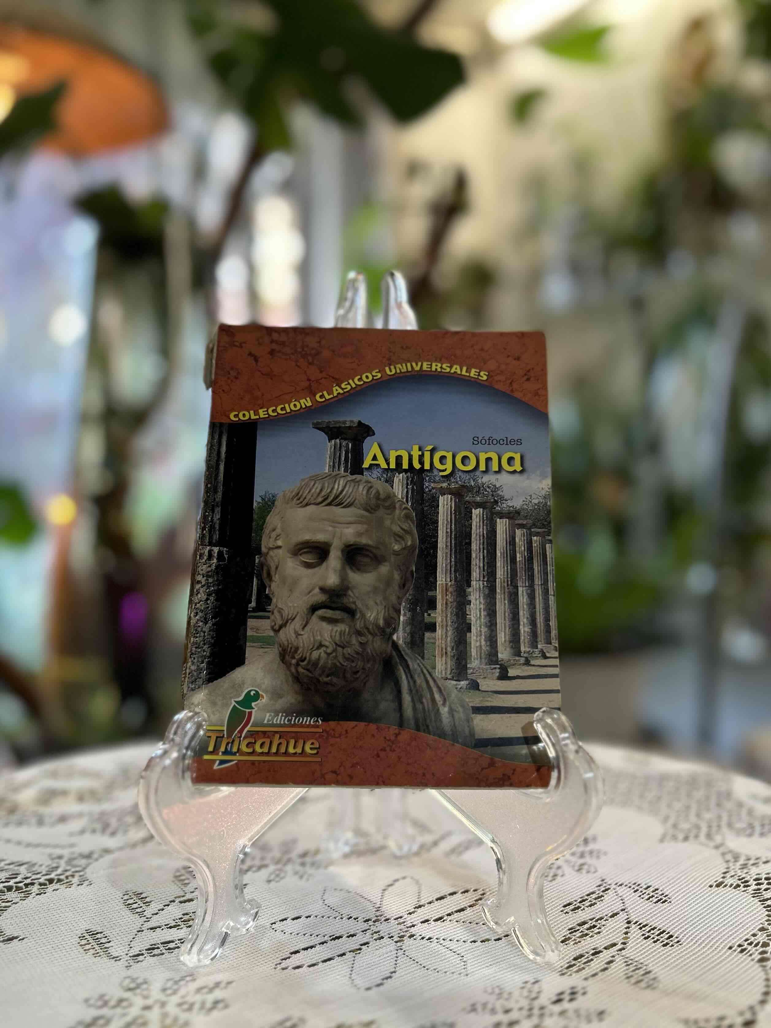 Libro Antígona Ediciones Tricahue - miniatura 1