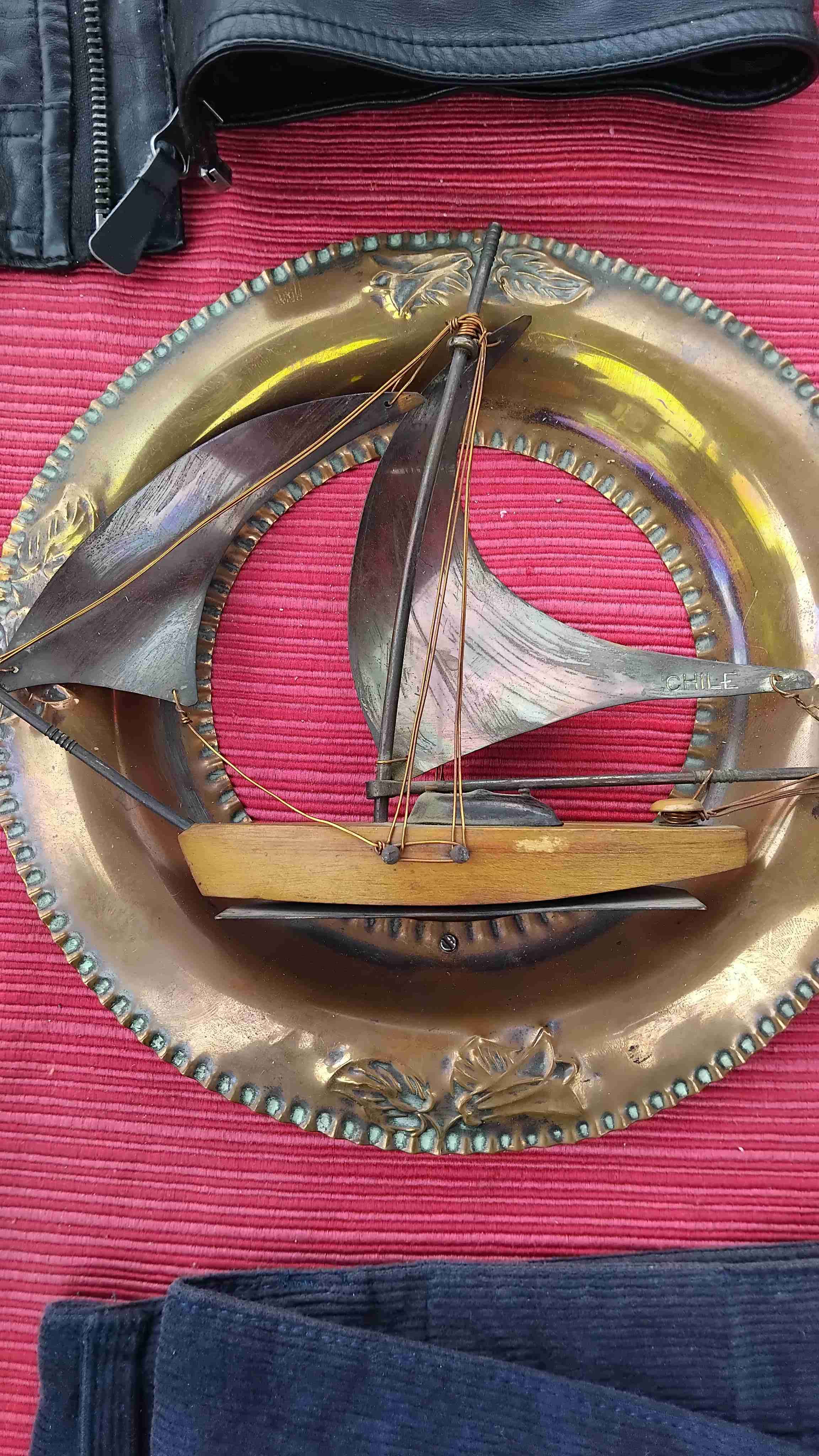Adorno de barco en relieve - miniatura 2