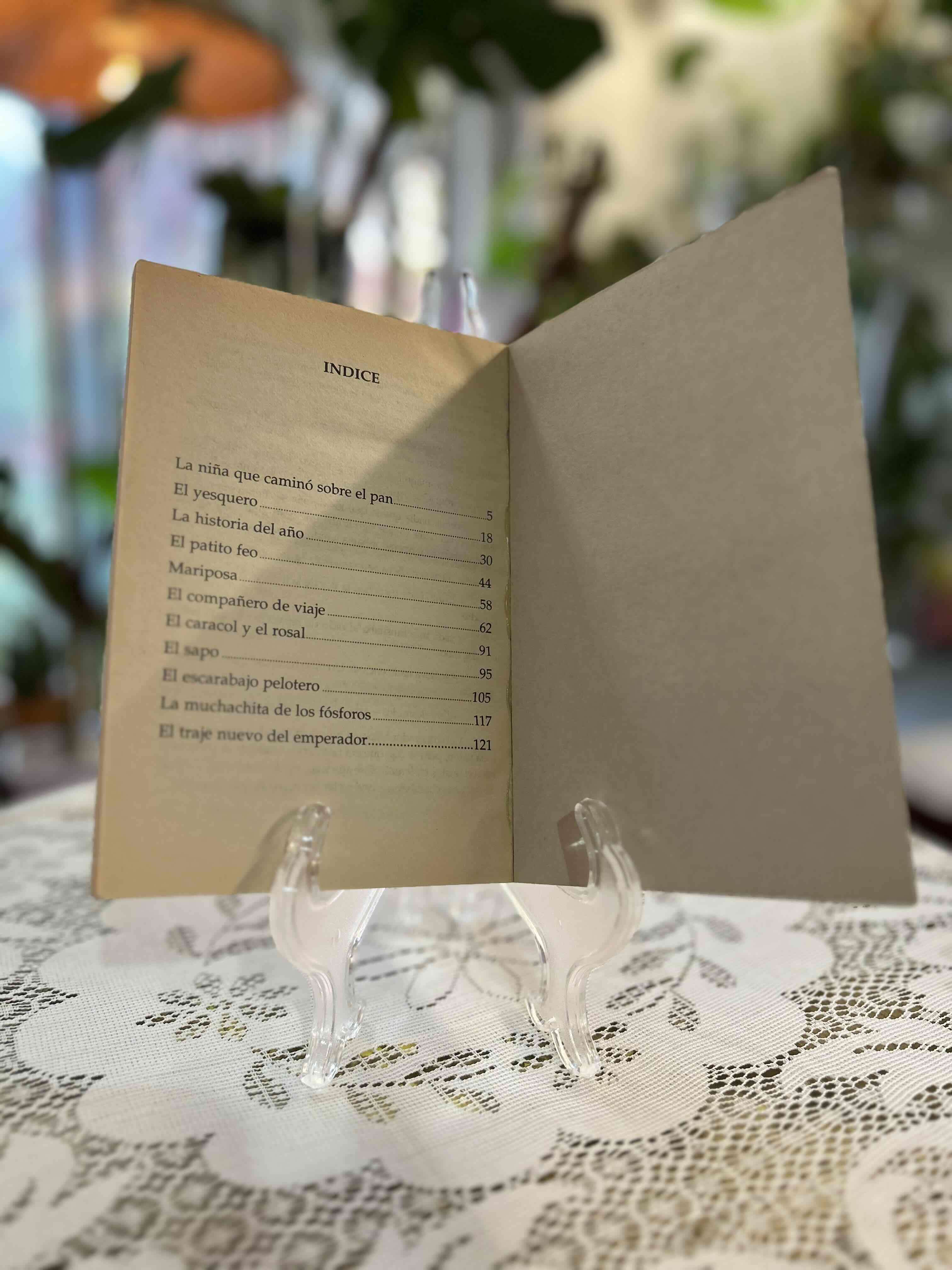 Libro Cuentos Tradicionales - miniatura 2