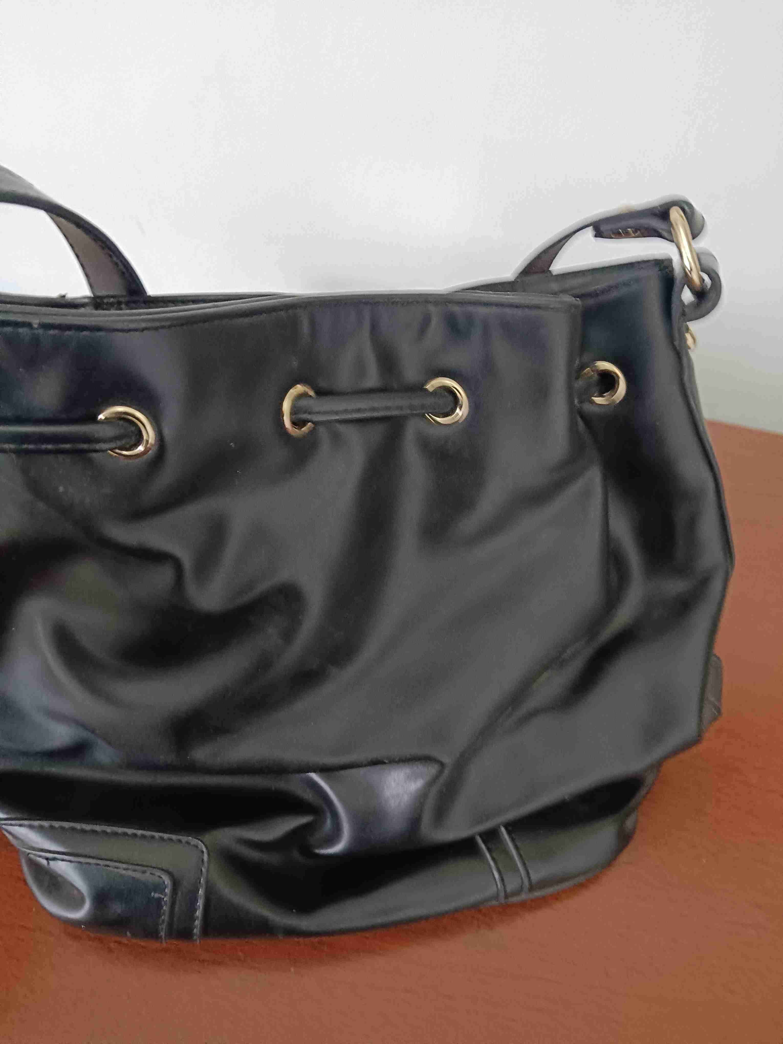 Bolso negro de cuero - miniatura 2