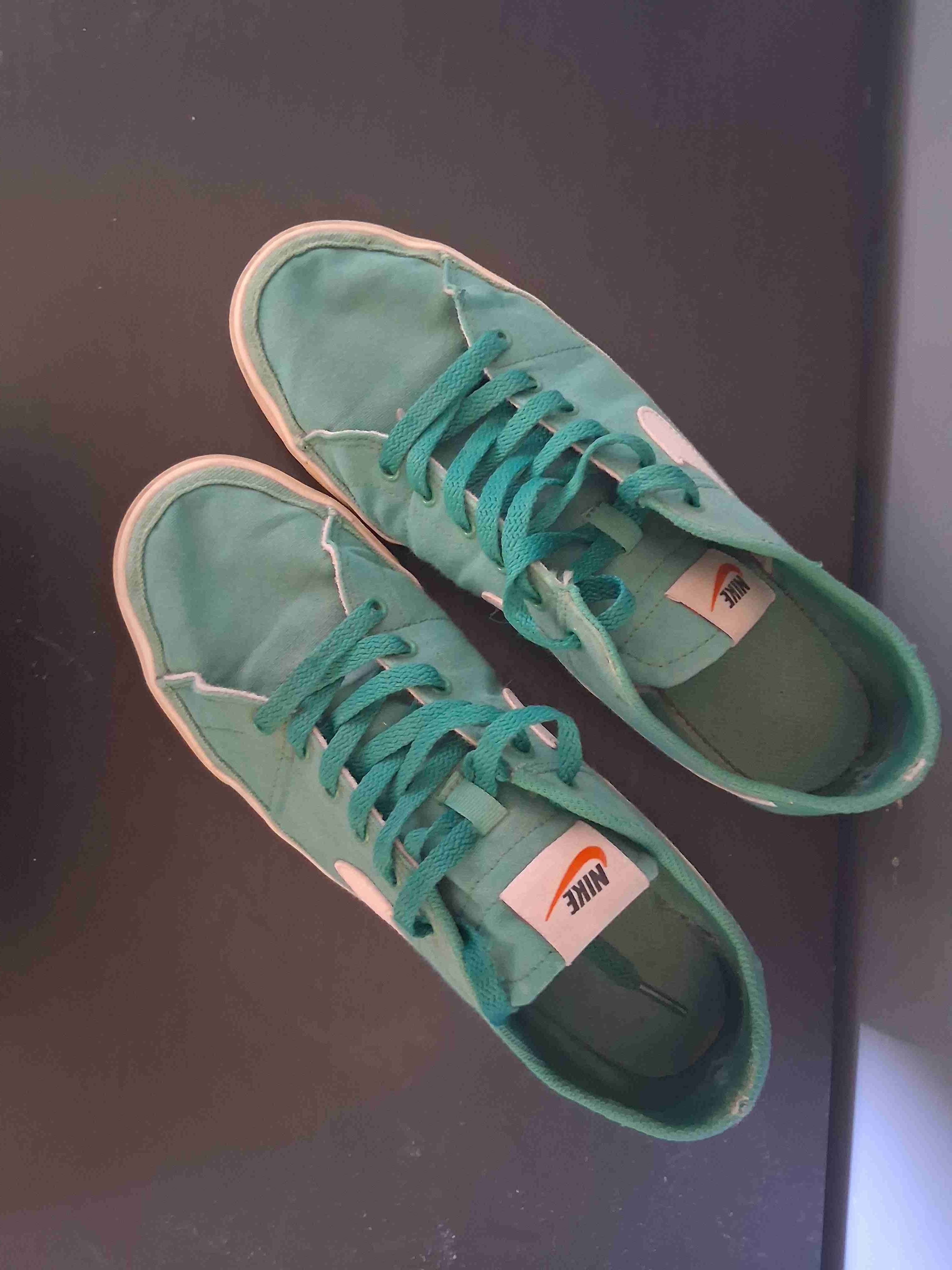 Zapatillas deportivas verde Nike - miniatura 2