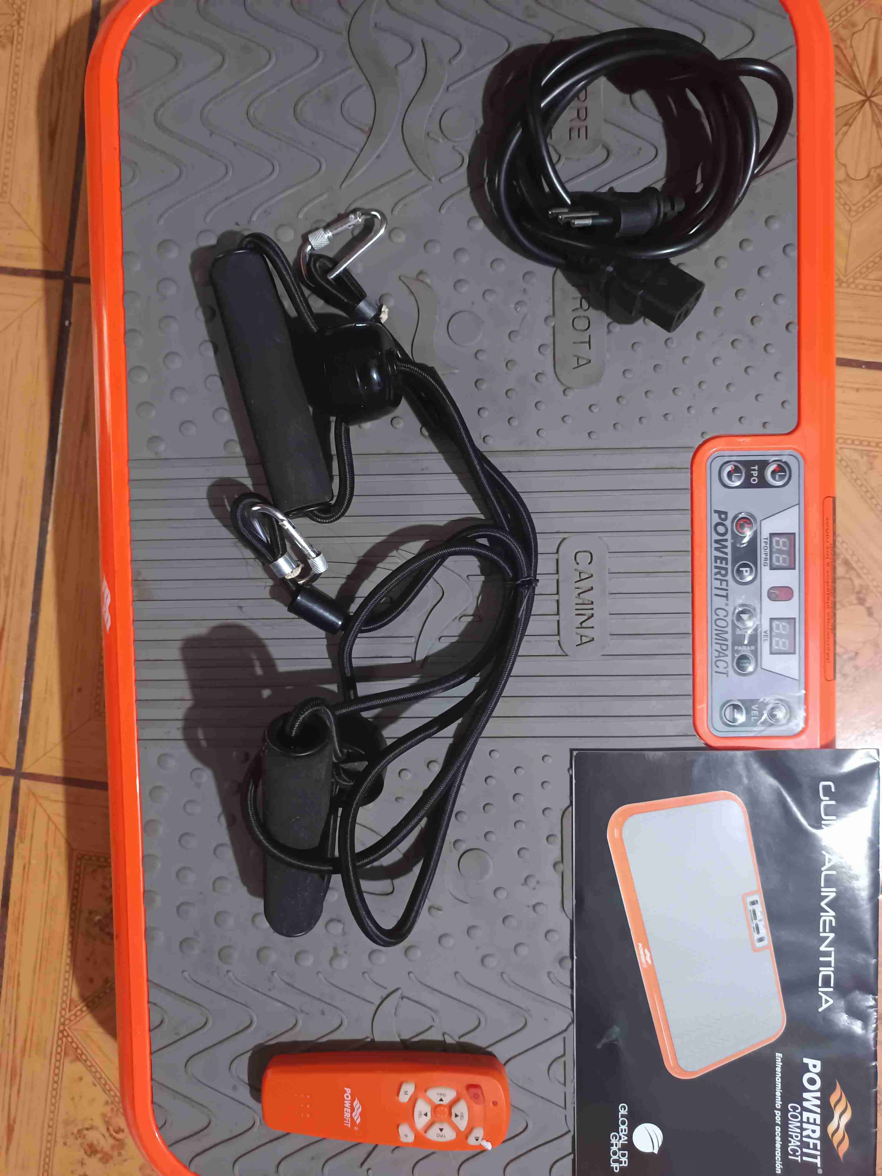 Plataforma vibratoria PowerFit Ejercicios en Casa - miniatura 3