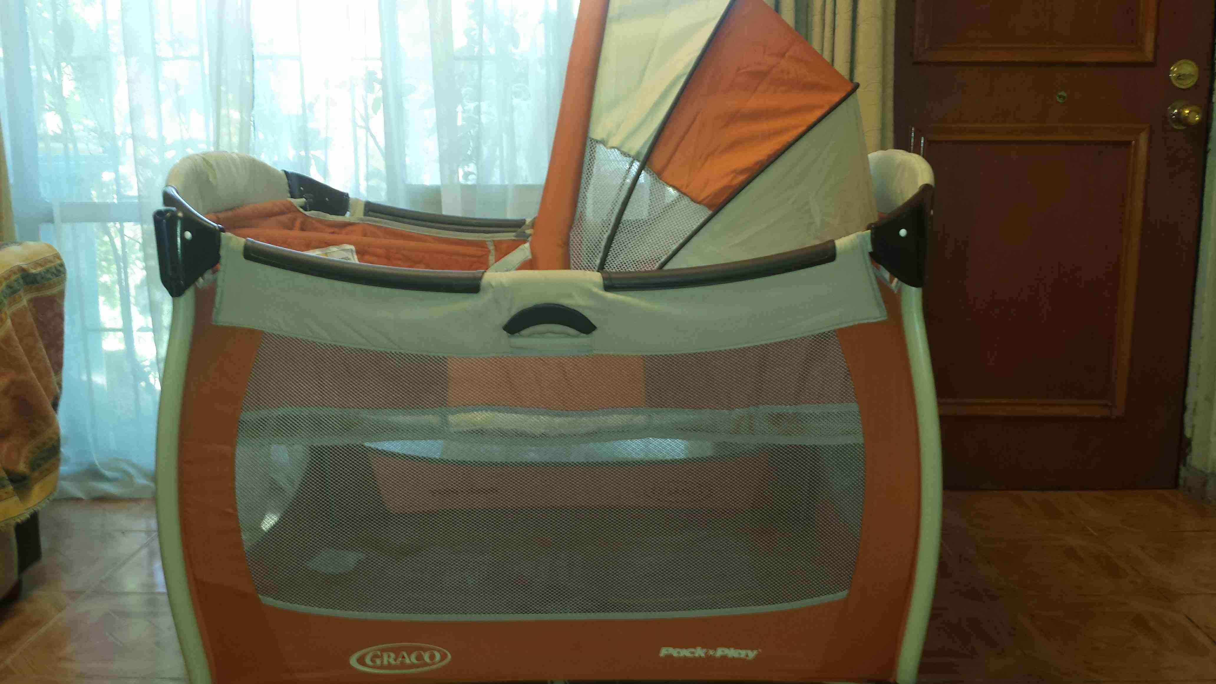 Cuna corral Graco Pack 'n Play - miniatura 2