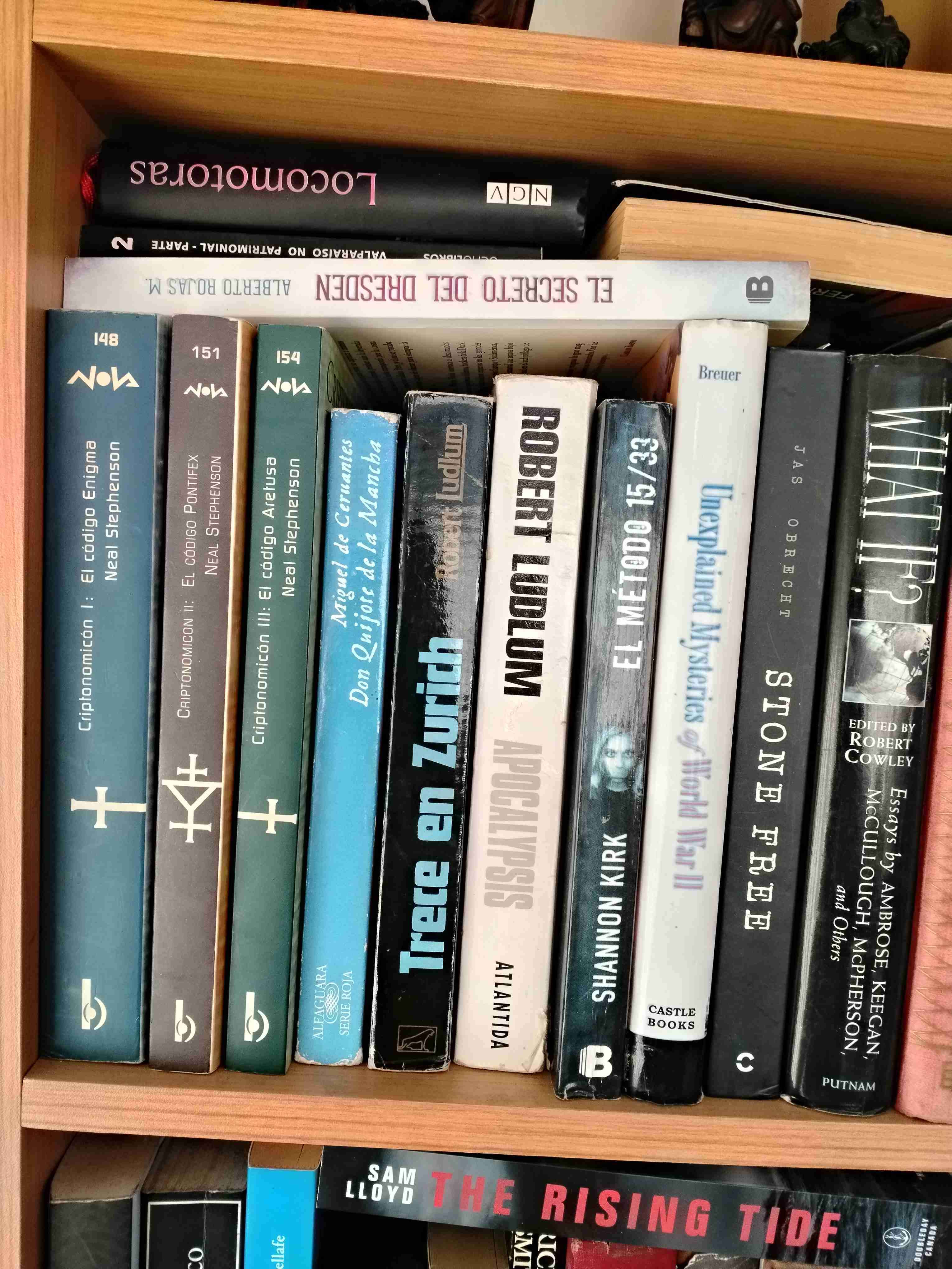 Colección de libros variados - miniatura 5