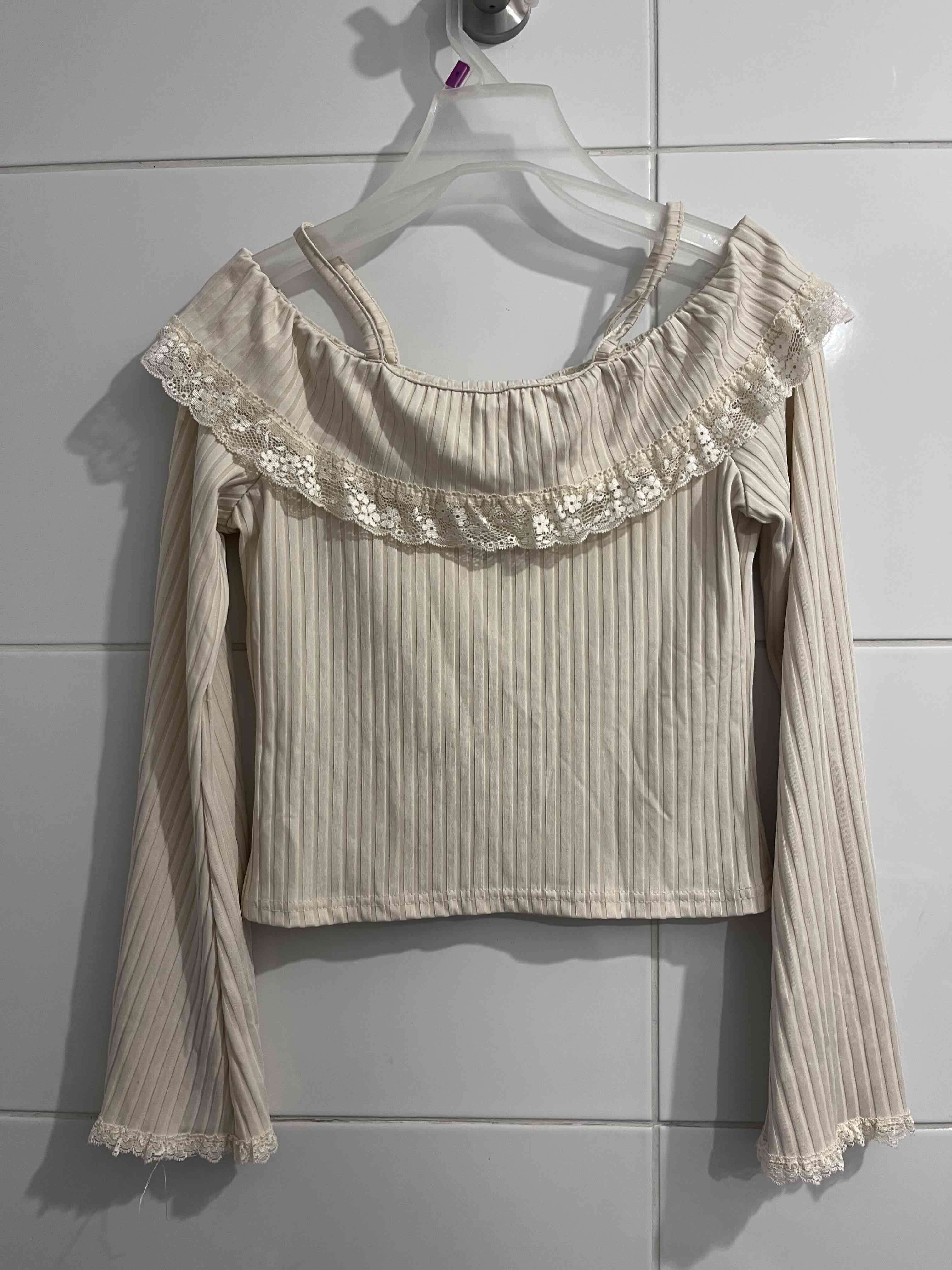 Blusa hombros descubiertos beige - miniatura 5