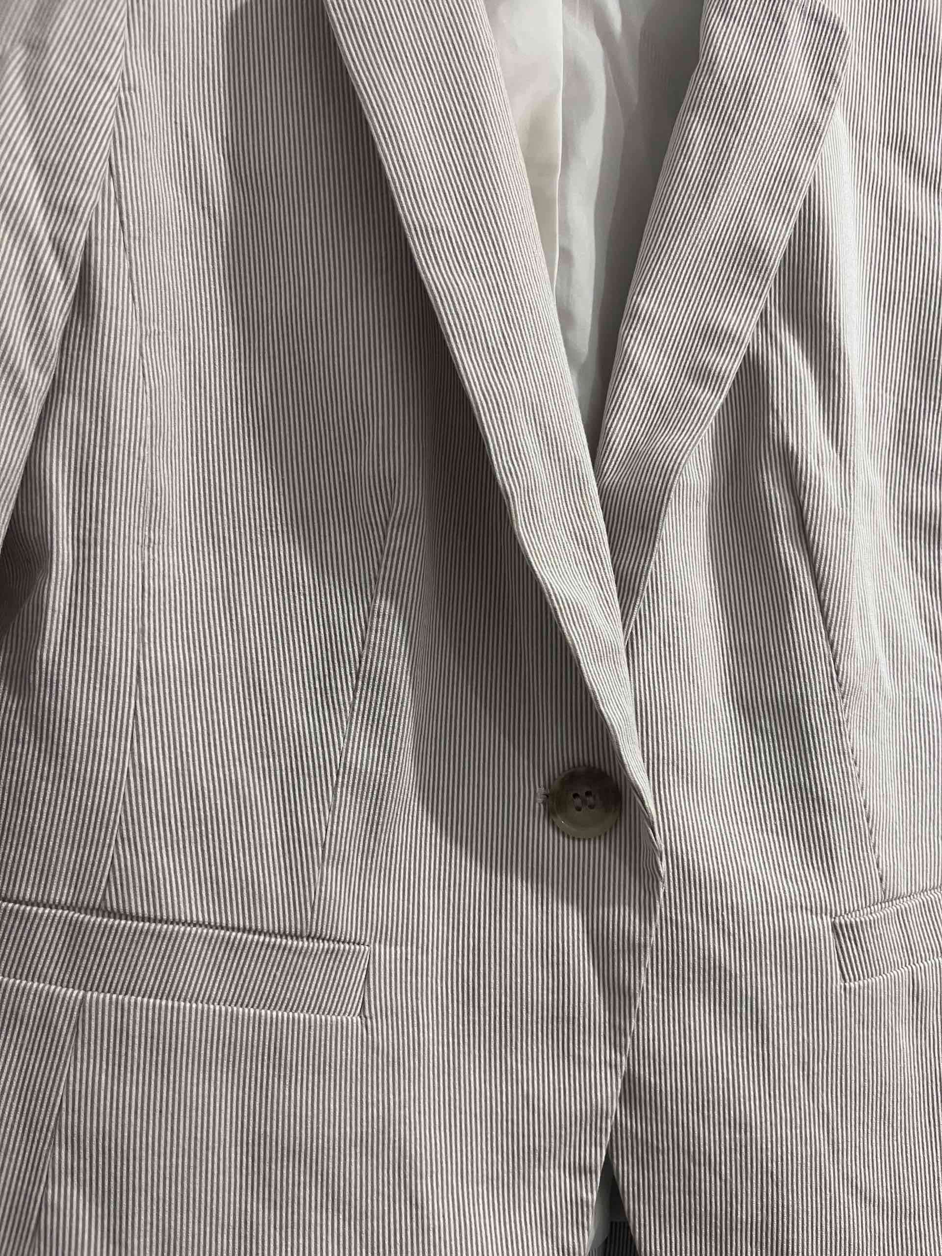 Blazer beige a rayas para mujer - miniatura 2