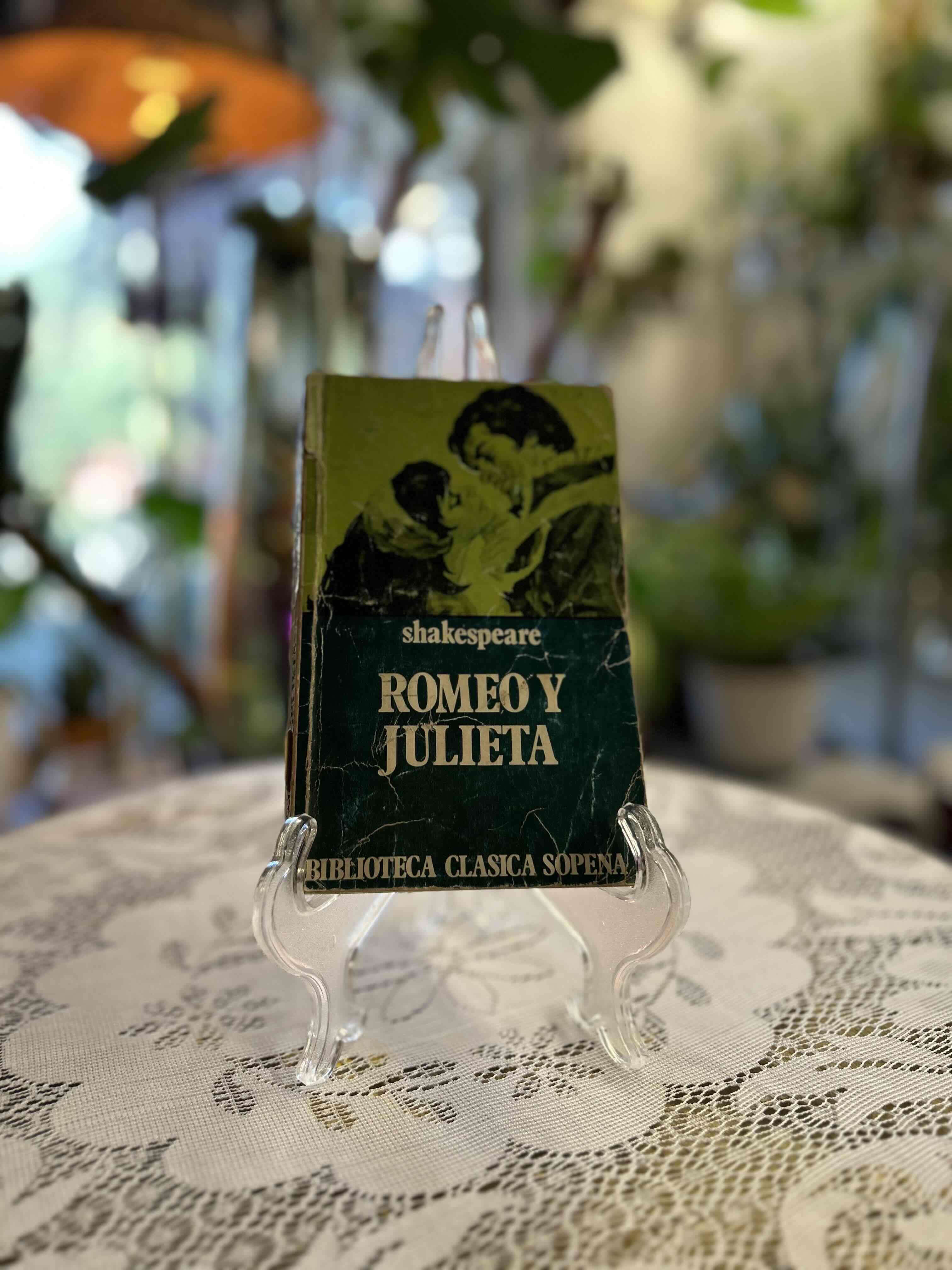 Libro Romeo y Julieta Shakespeare - miniatura 1