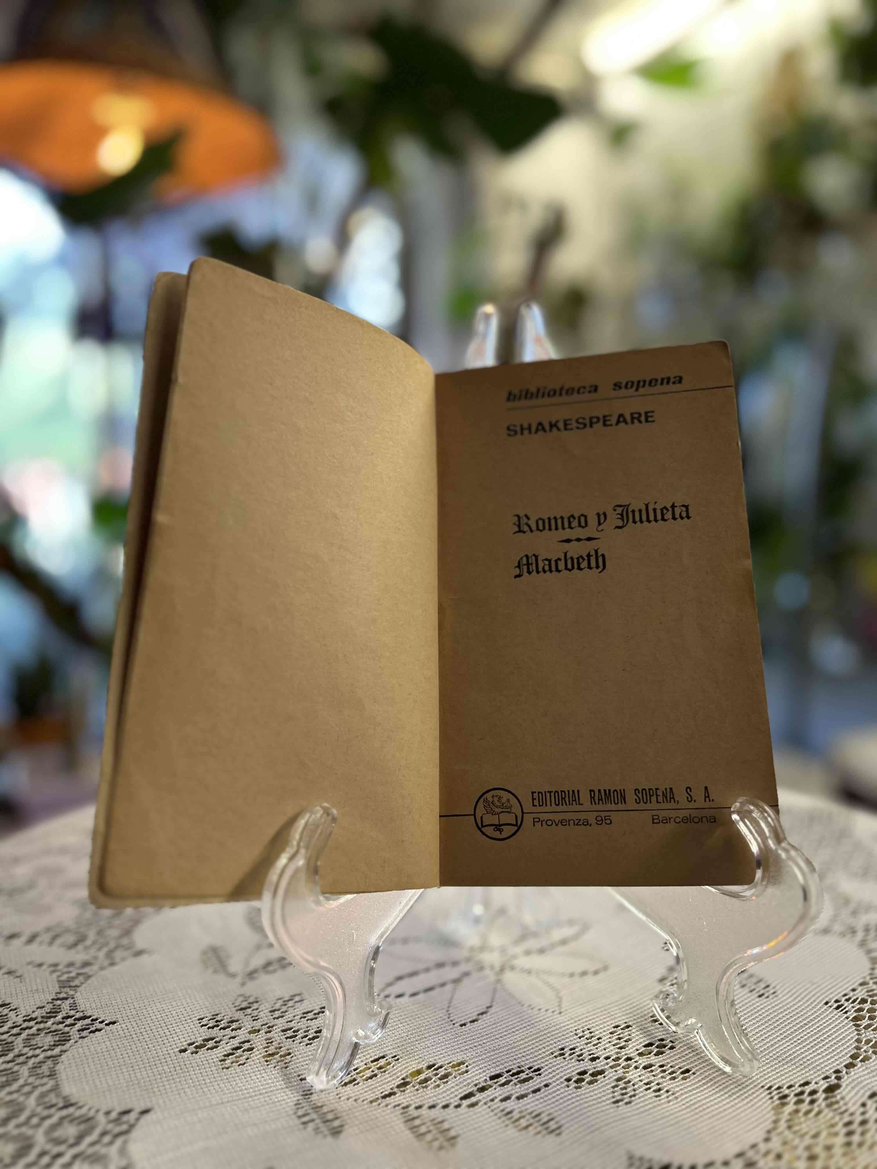 Libro Romeo y Julieta Shakespeare - miniatura 2