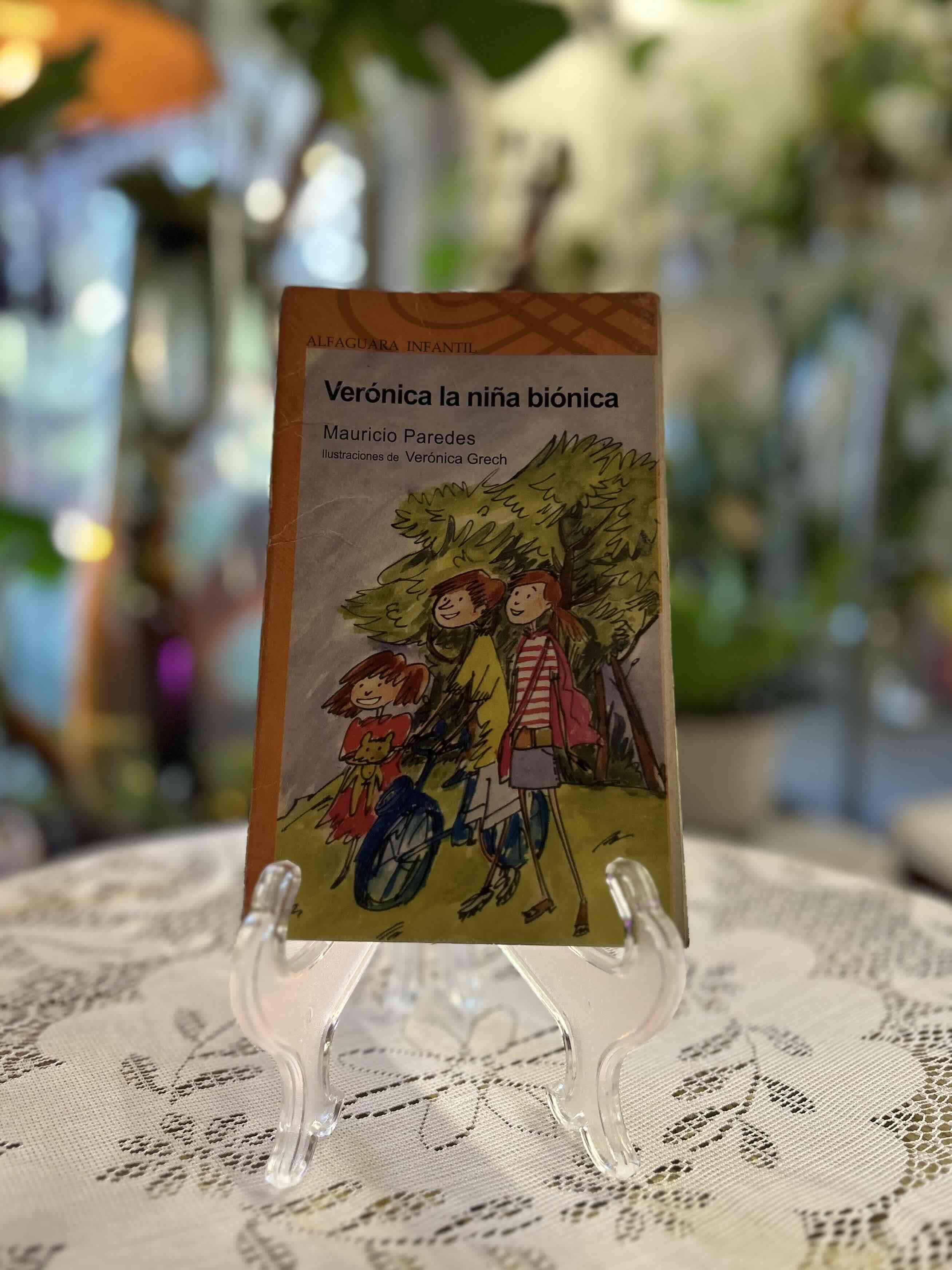 Libro Verónica la niña biónica - miniatura 1
