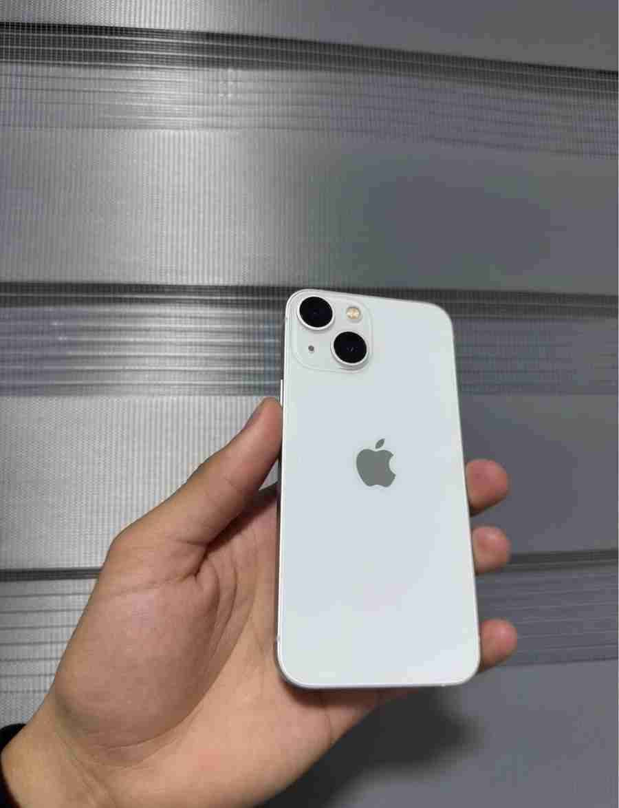 iPhone blanco en buen estado - miniatura 2