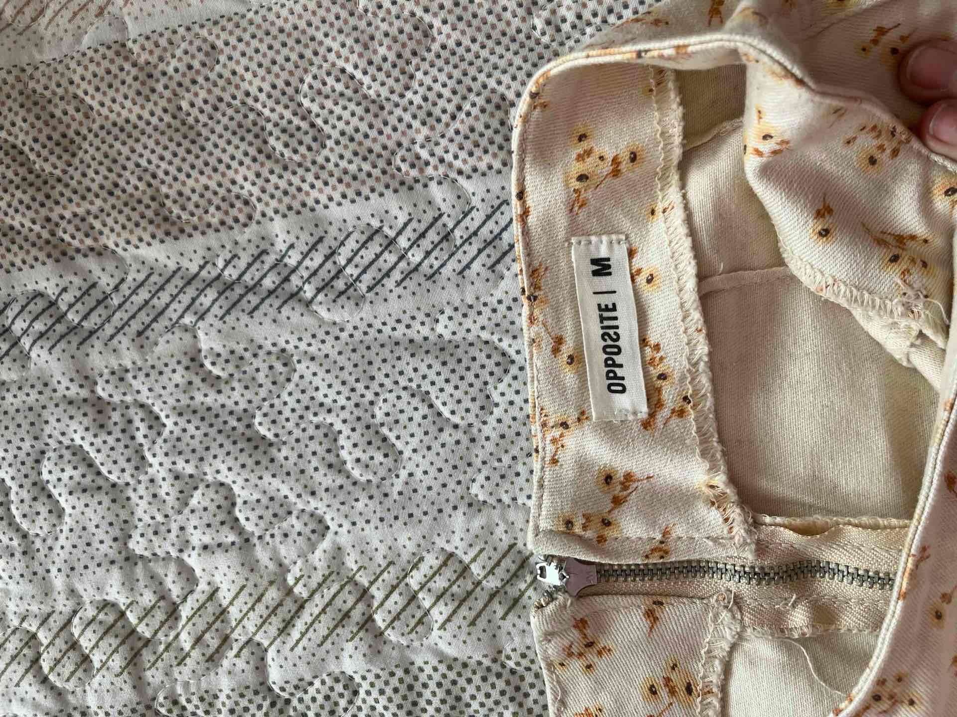 Falda corta estampada floral - miniatura 4