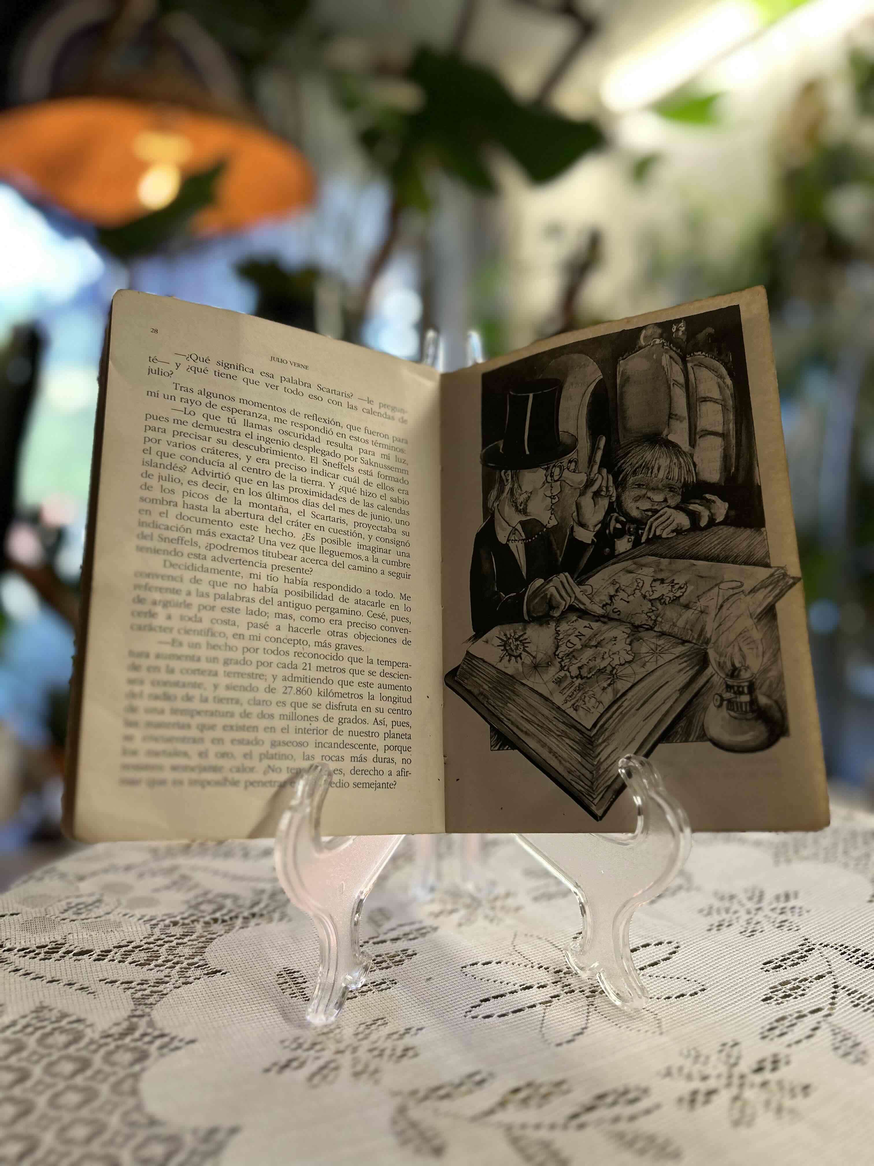 Libro Viaje al Centro de la Tierra - miniatura 2