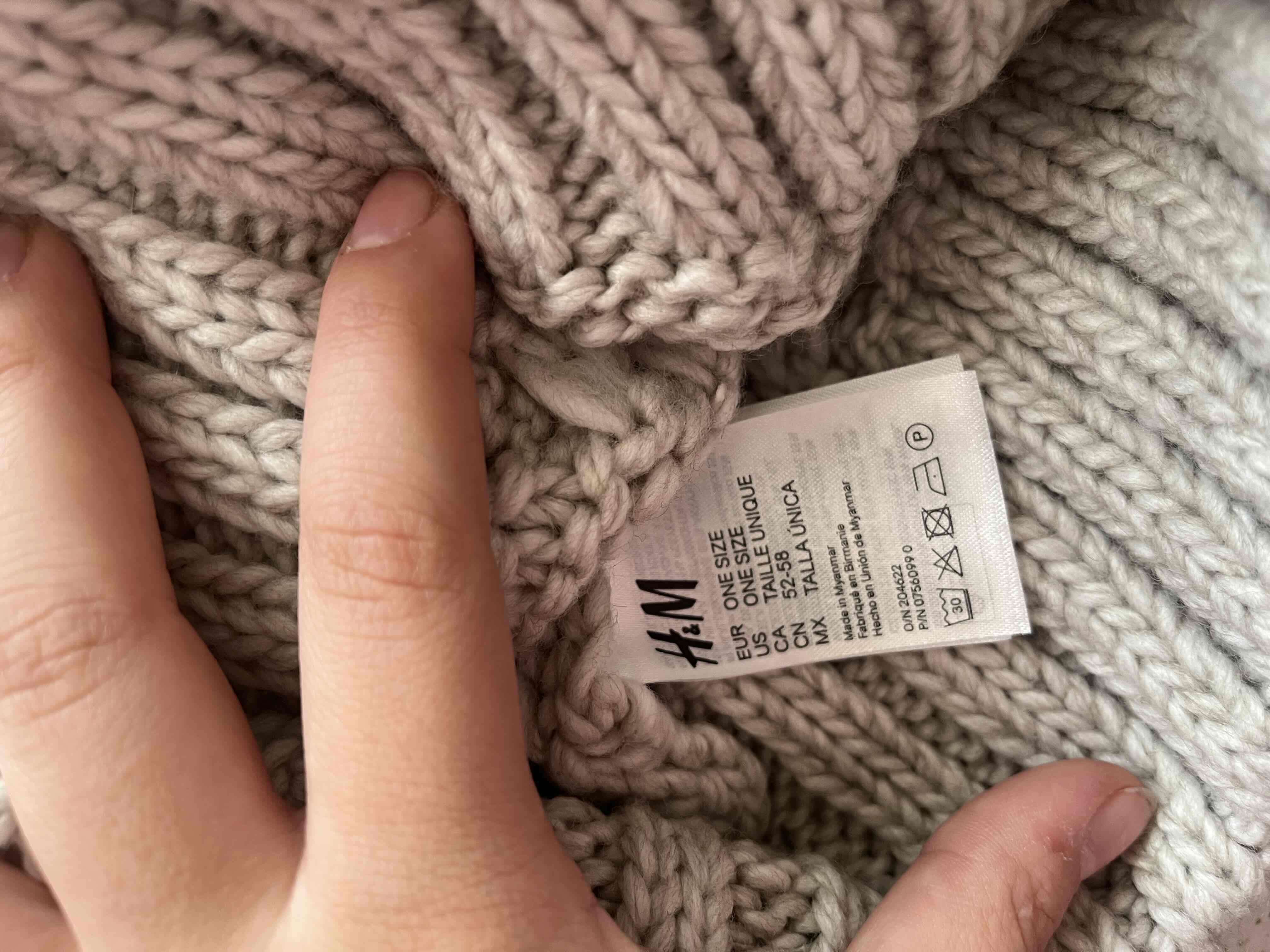Gorro lana con pompón gris - miniatura 3