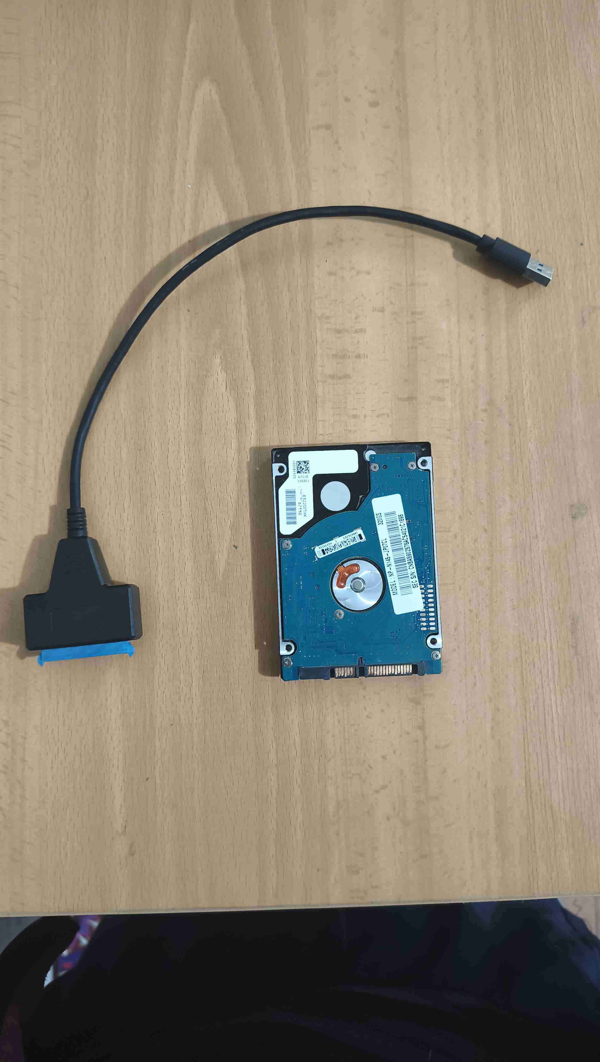 Disco duro con cable USB a SATA - miniatura 1