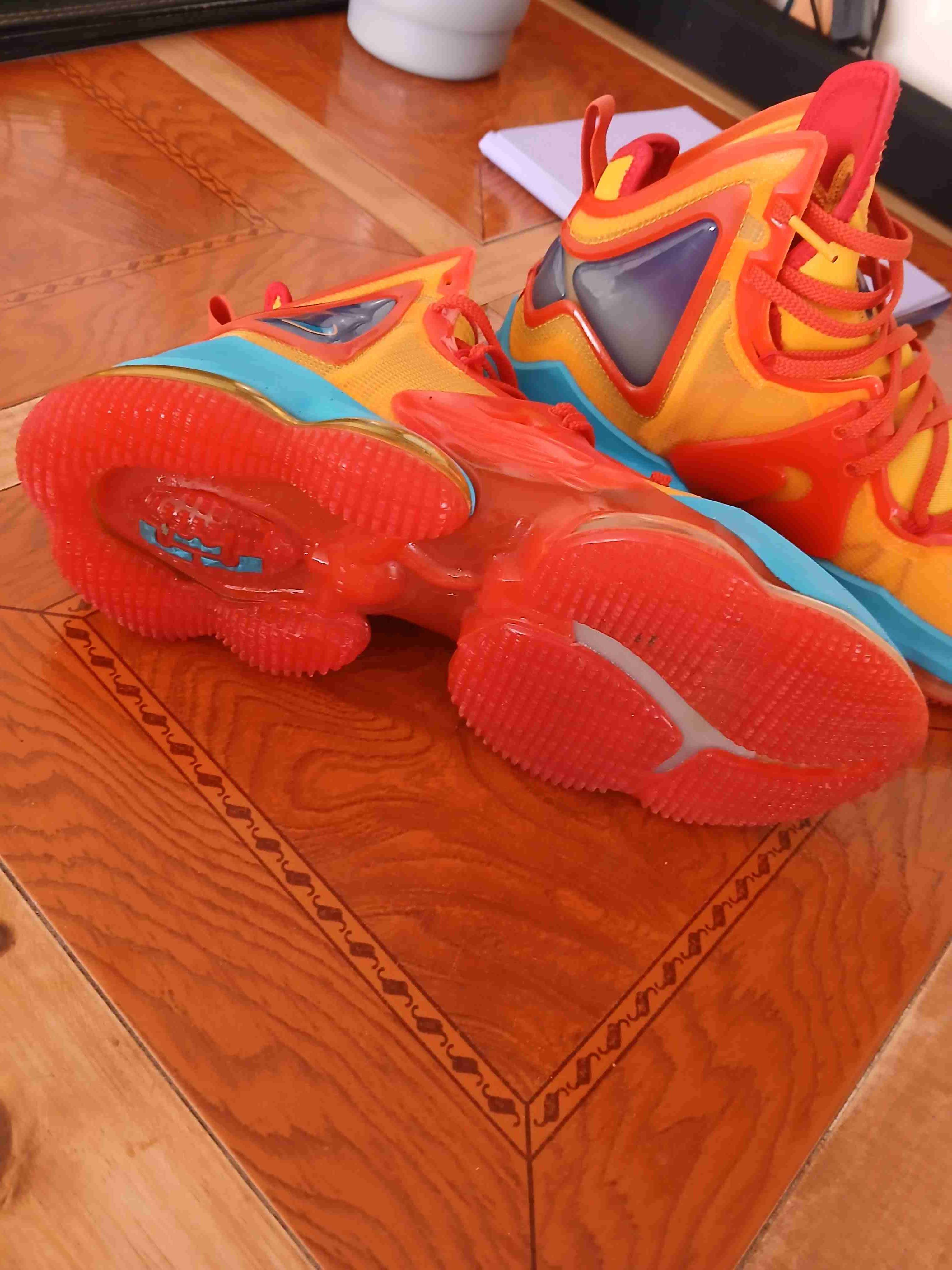 Zapatillas nike lebron 19 - miniatura 2