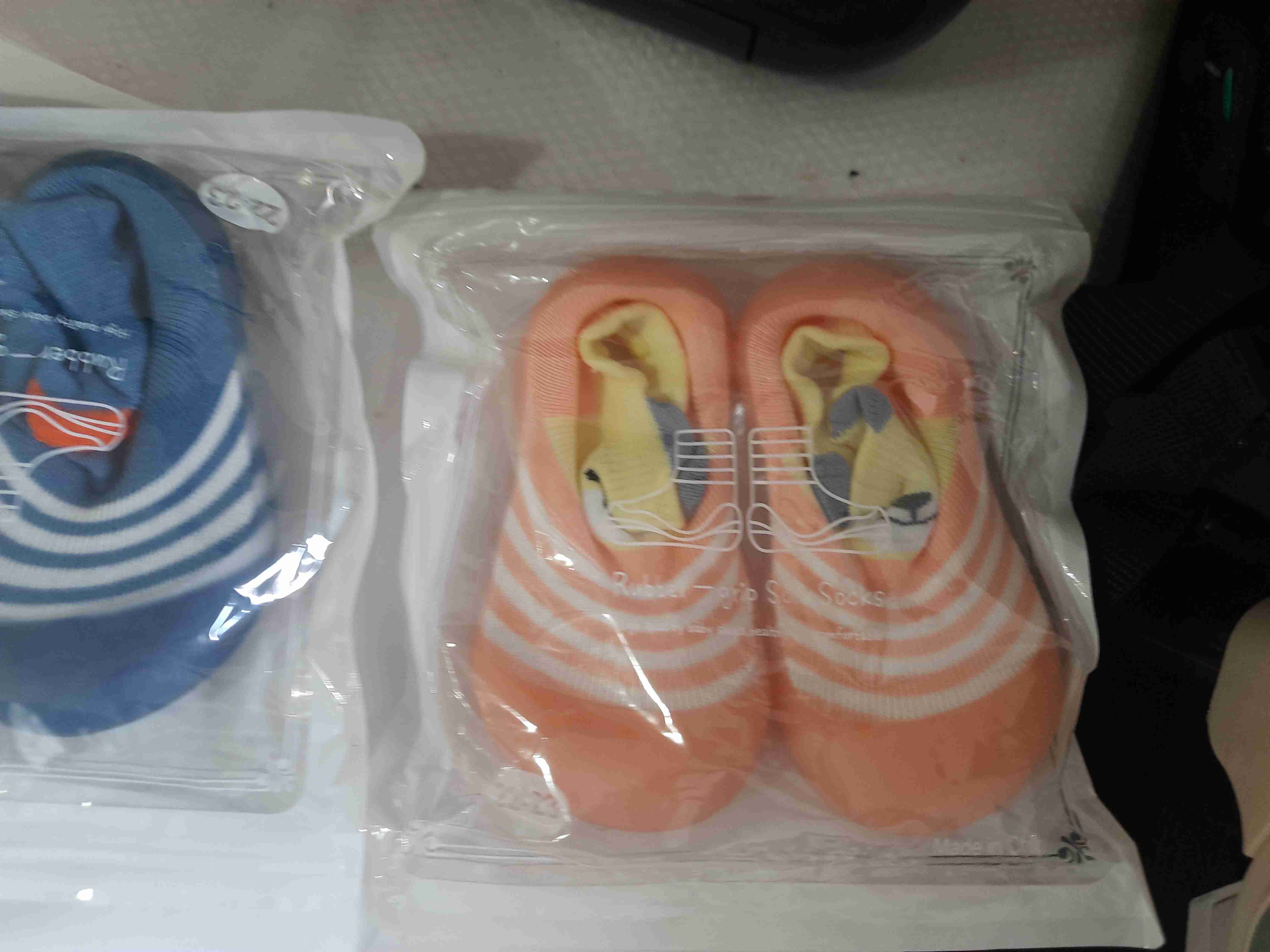 Zapatos antideslizantes para bebé - miniatura 2