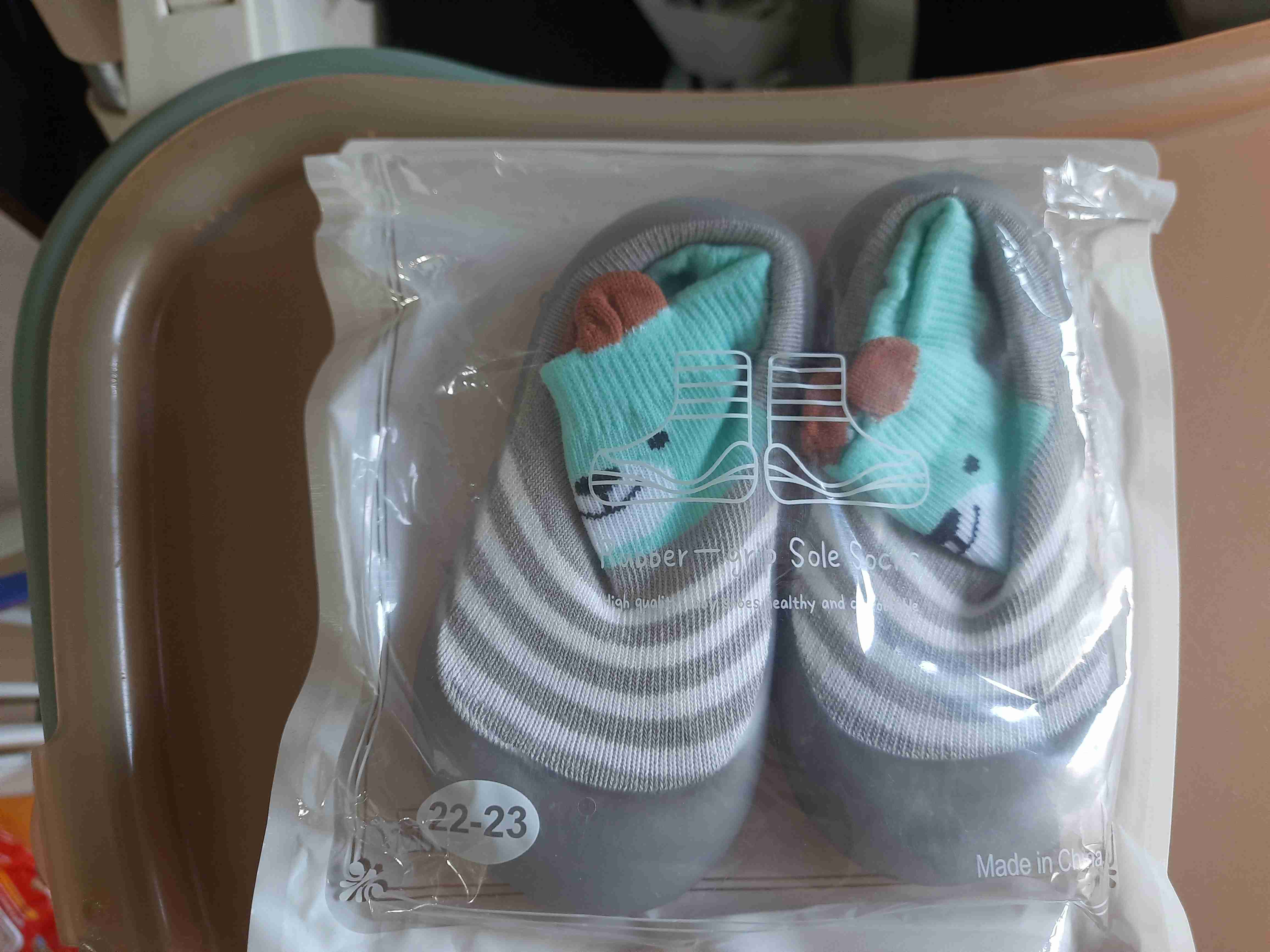 Zapatos antideslizantes para bebé - miniatura 4