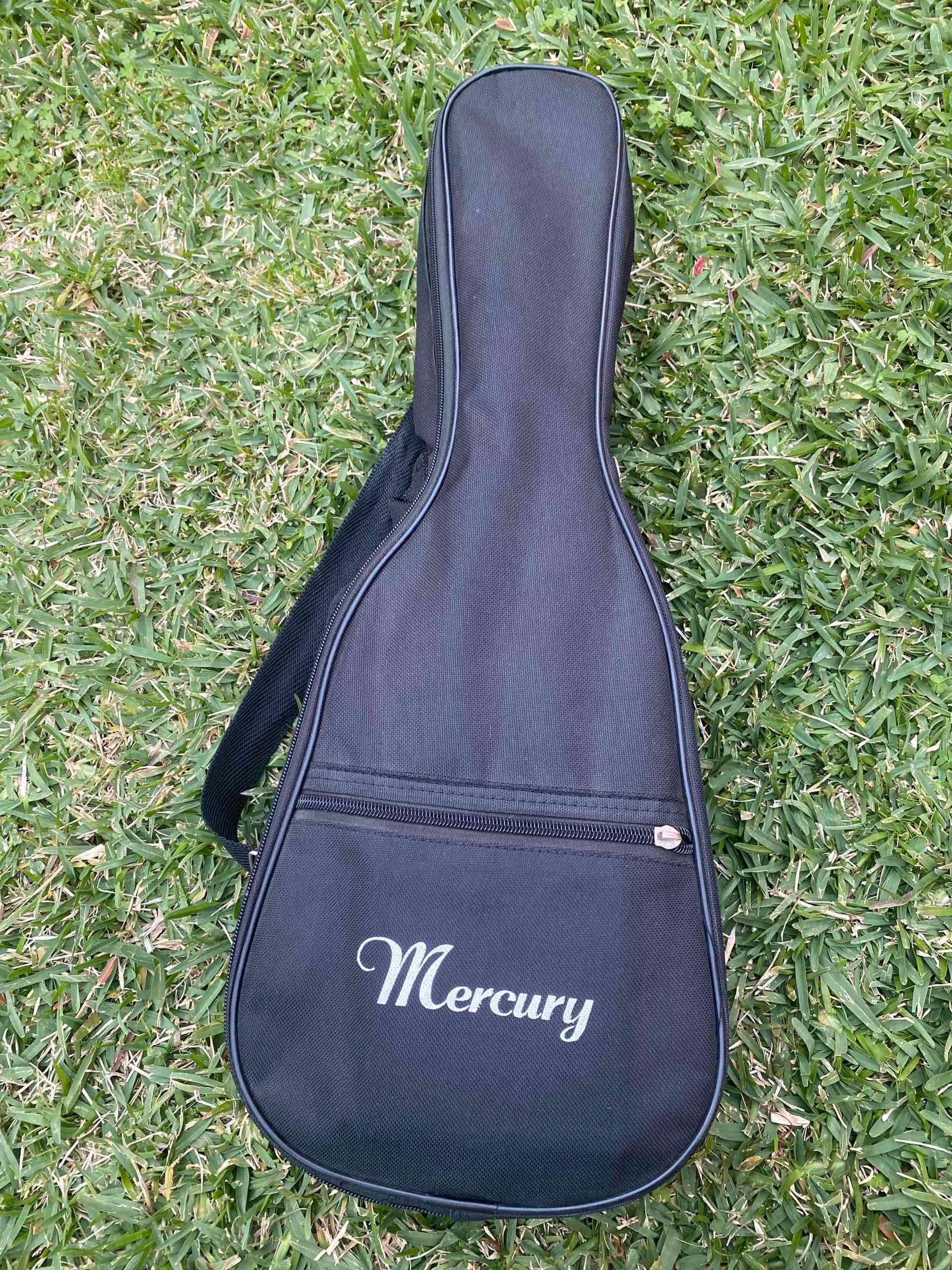 Ukulele soprano con funda - miniatura 3