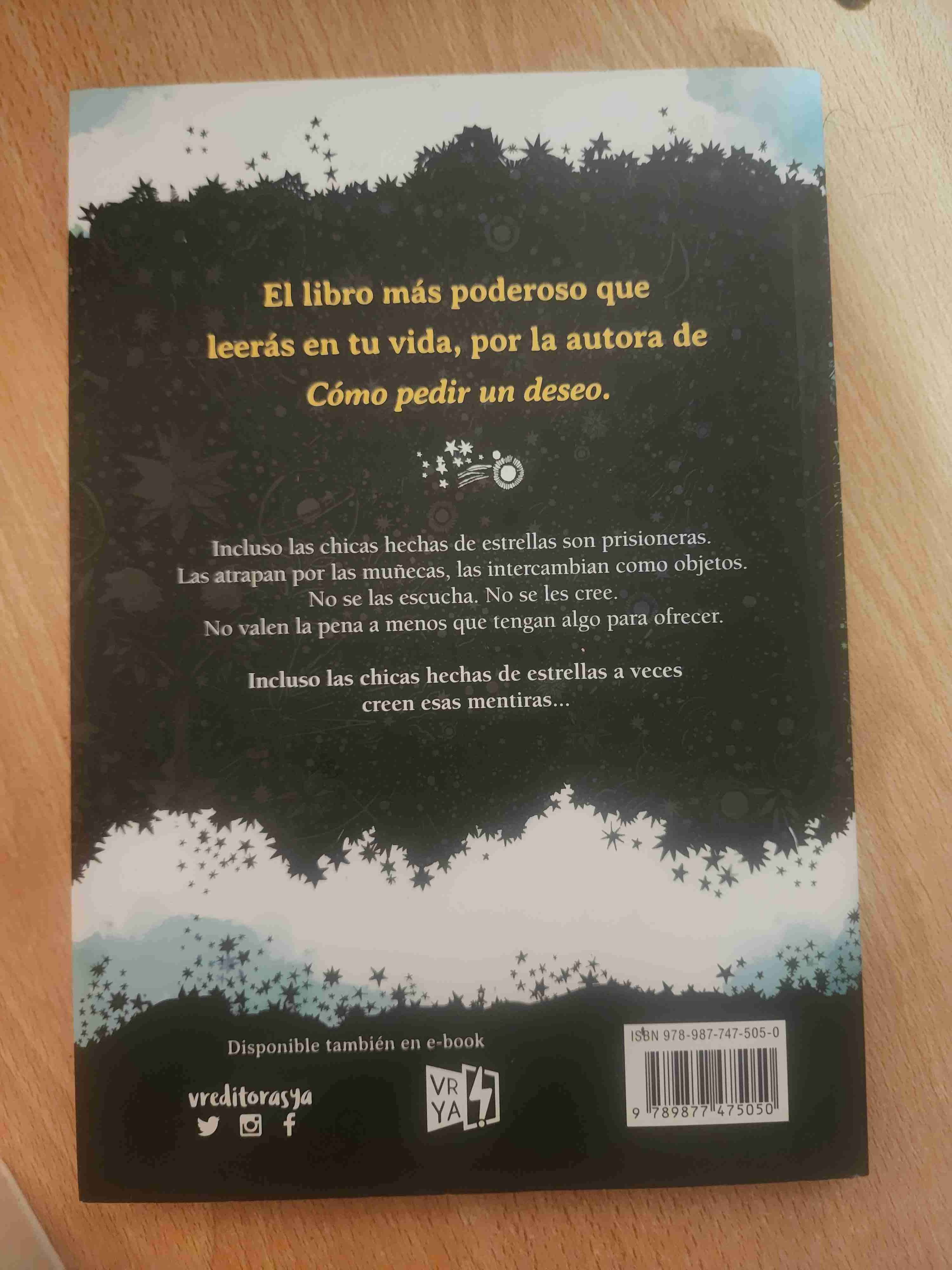Libro 'Hecha de Estrellas' - miniatura 2