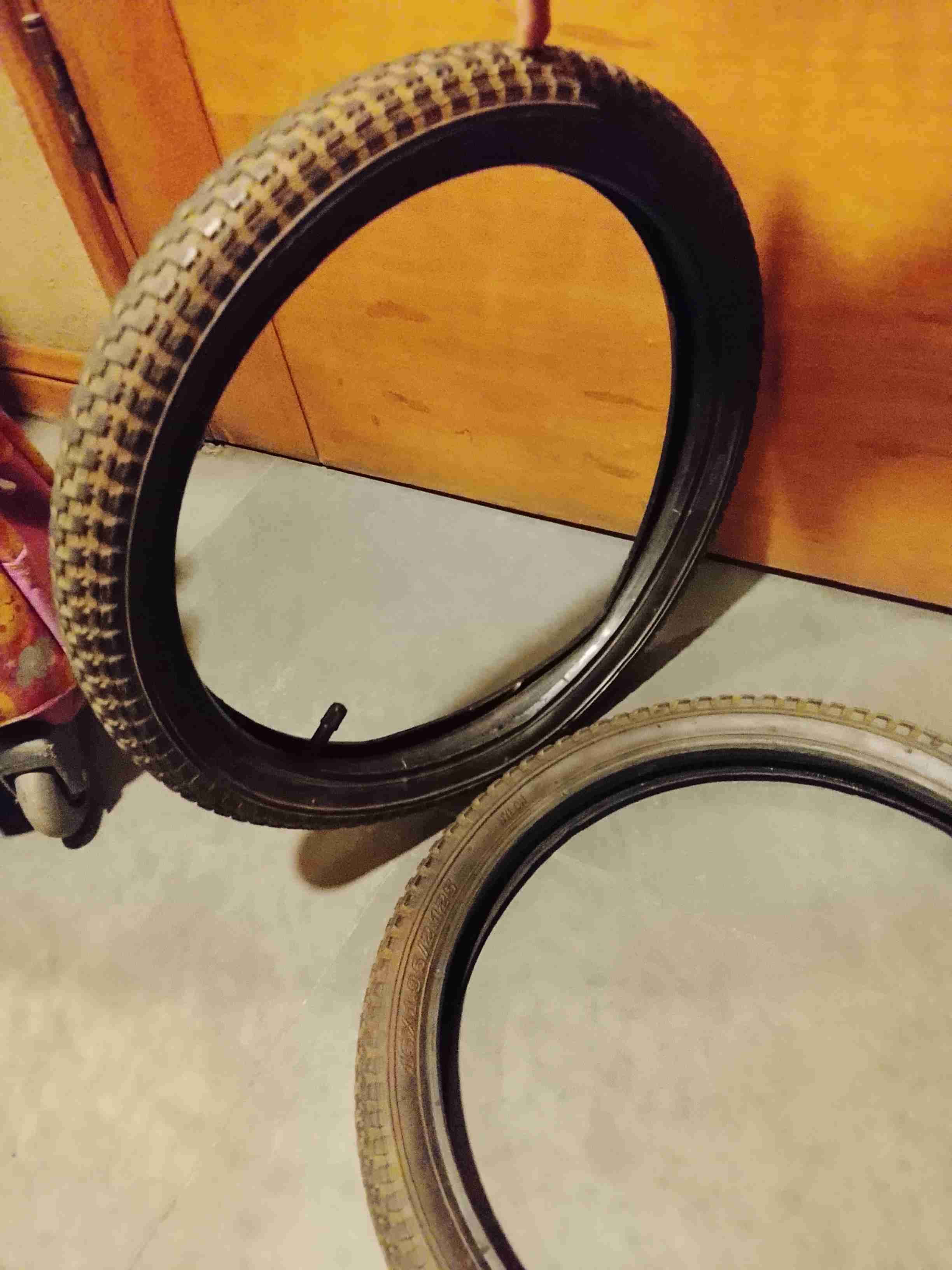 Llantas de bicicleta usadas - miniatura 3