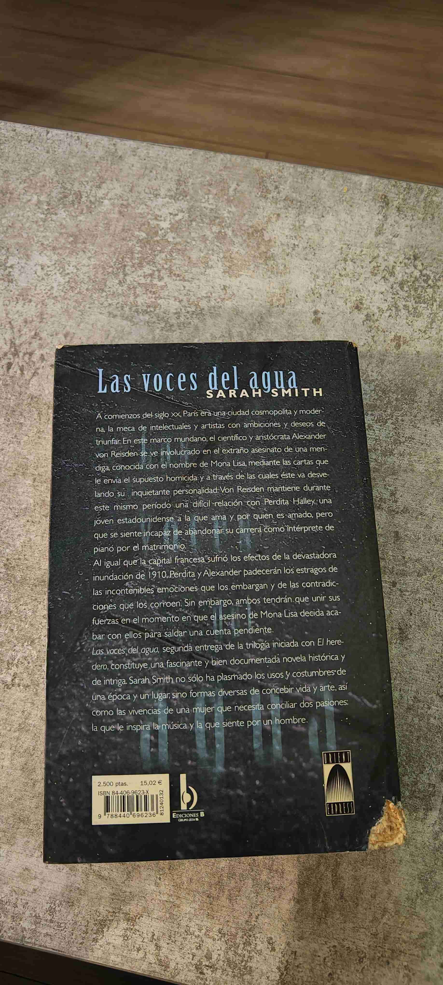 Libro 'Las voces del agua' - miniatura 3