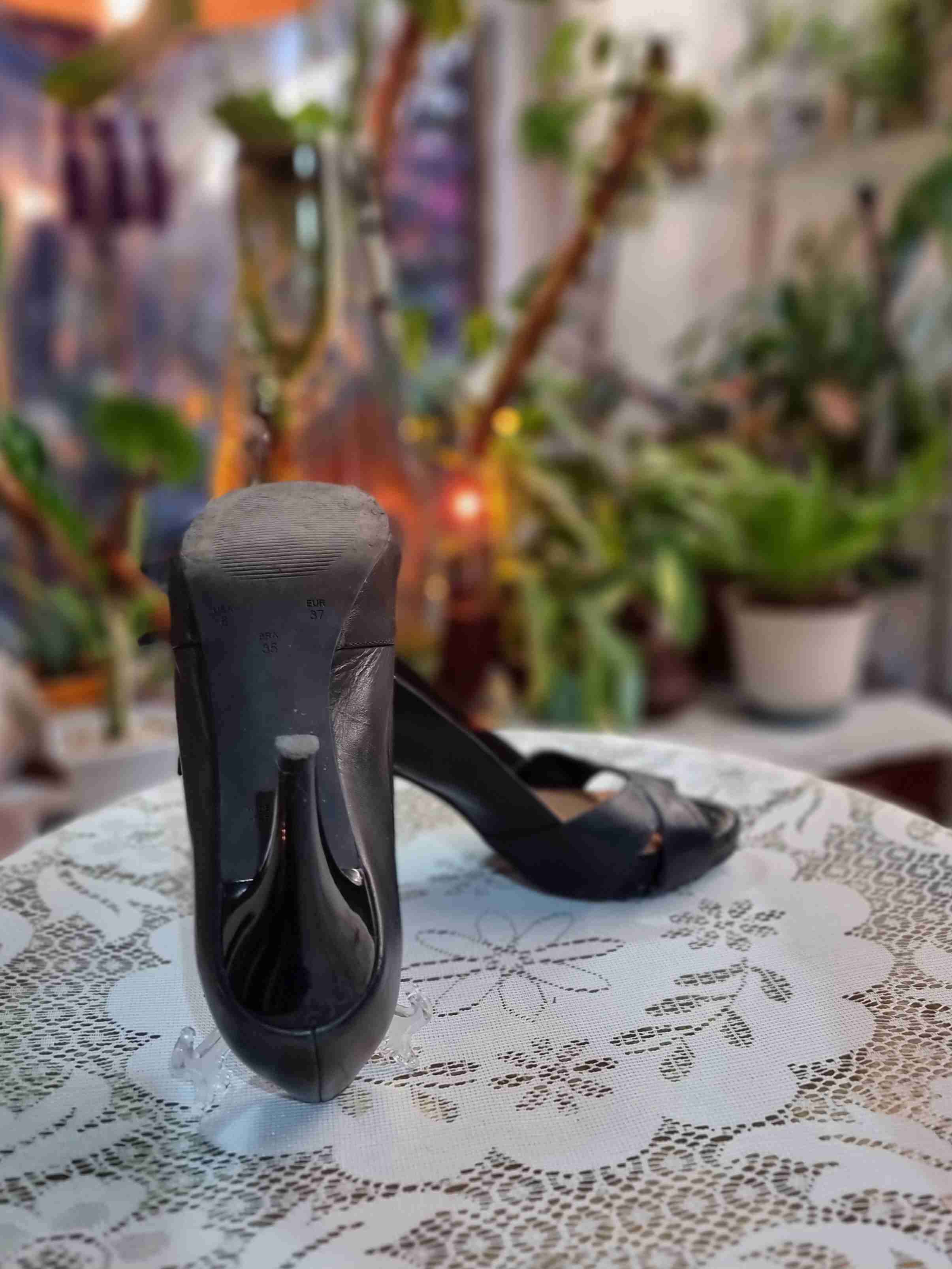 Zapatos de tacón negro Vía uno - miniatura 2