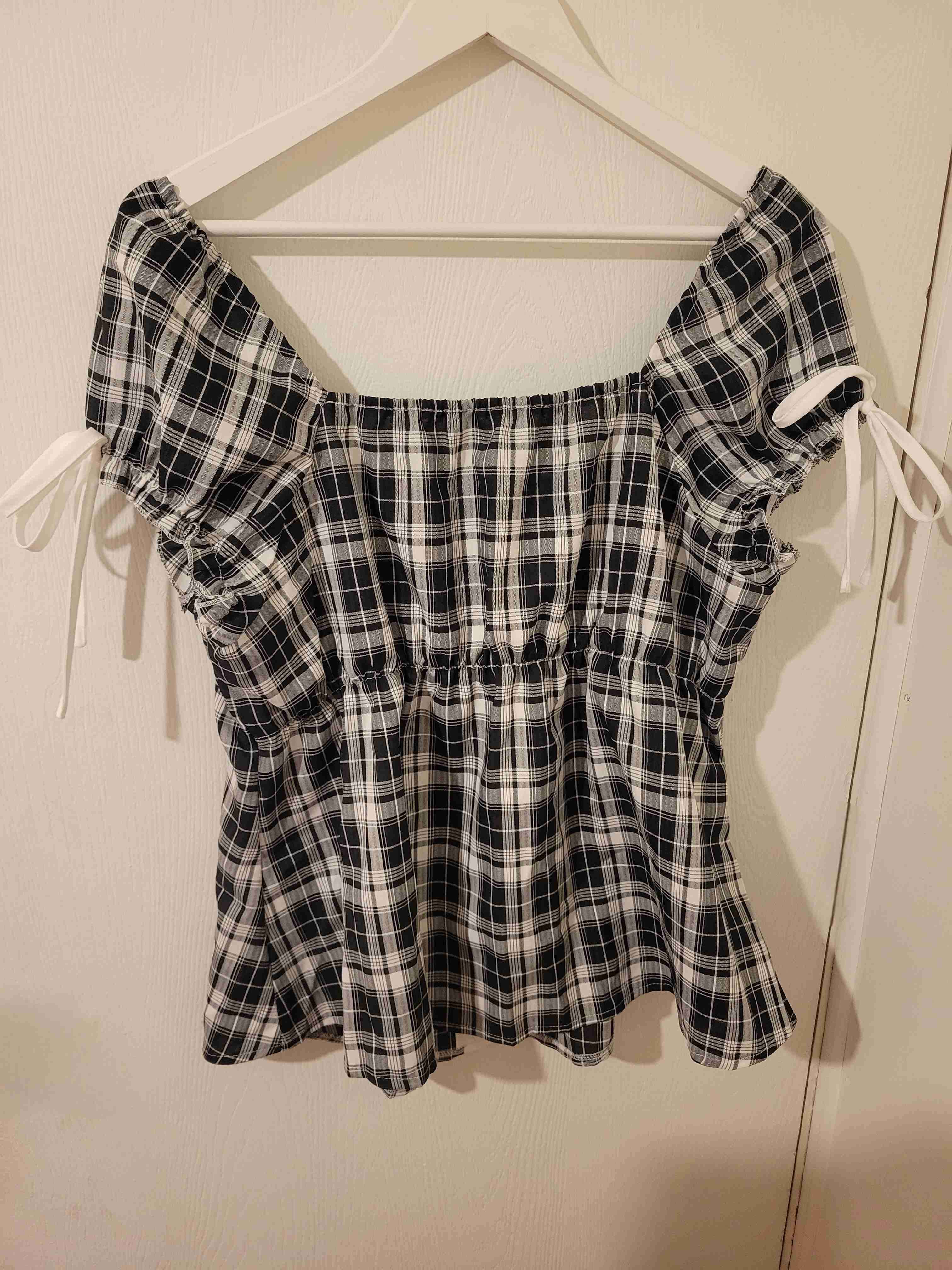 Blusa de cuadros blanco y negro - miniatura 2