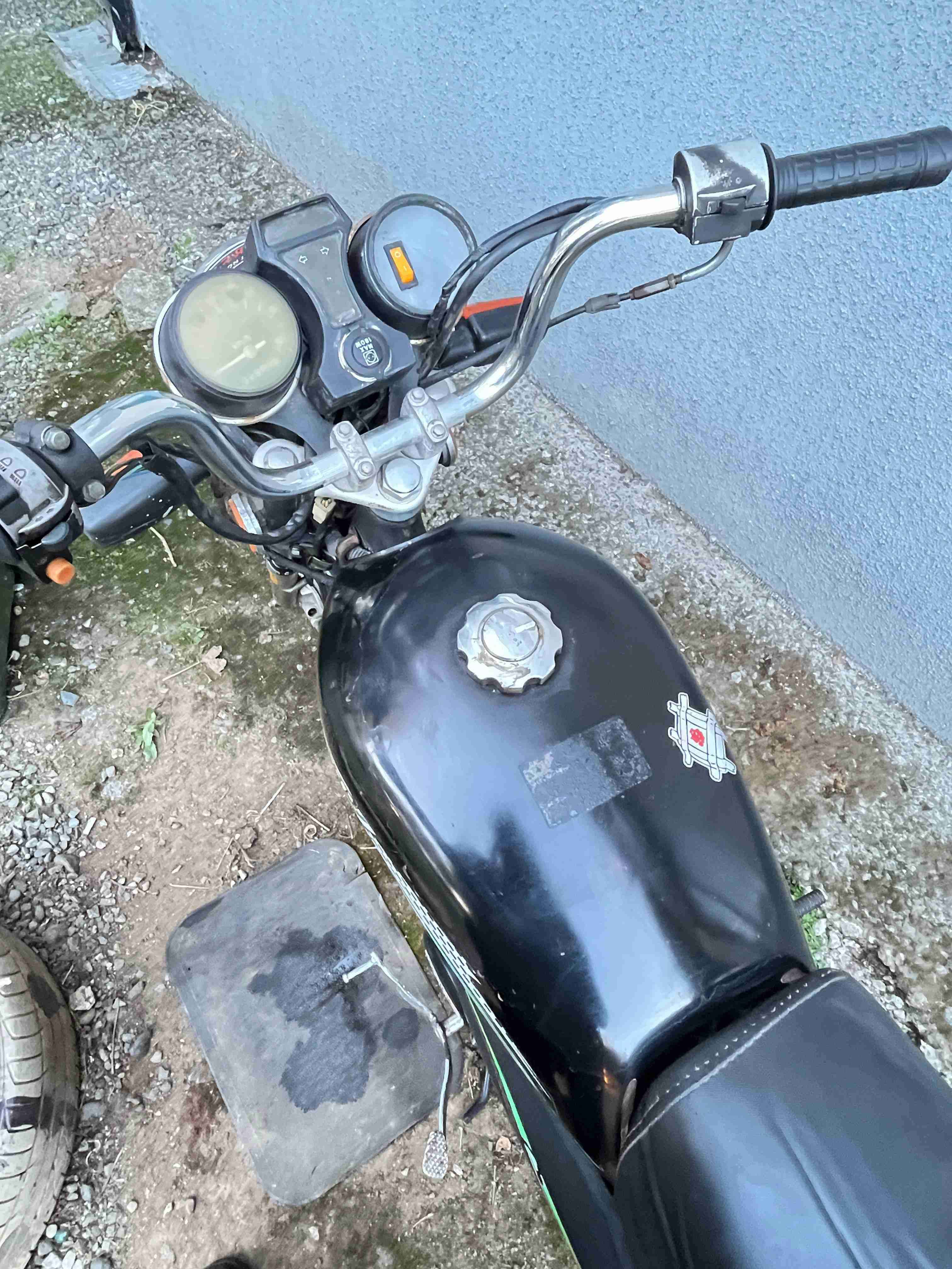 Moto spitz 110cc usada - miniatura 3