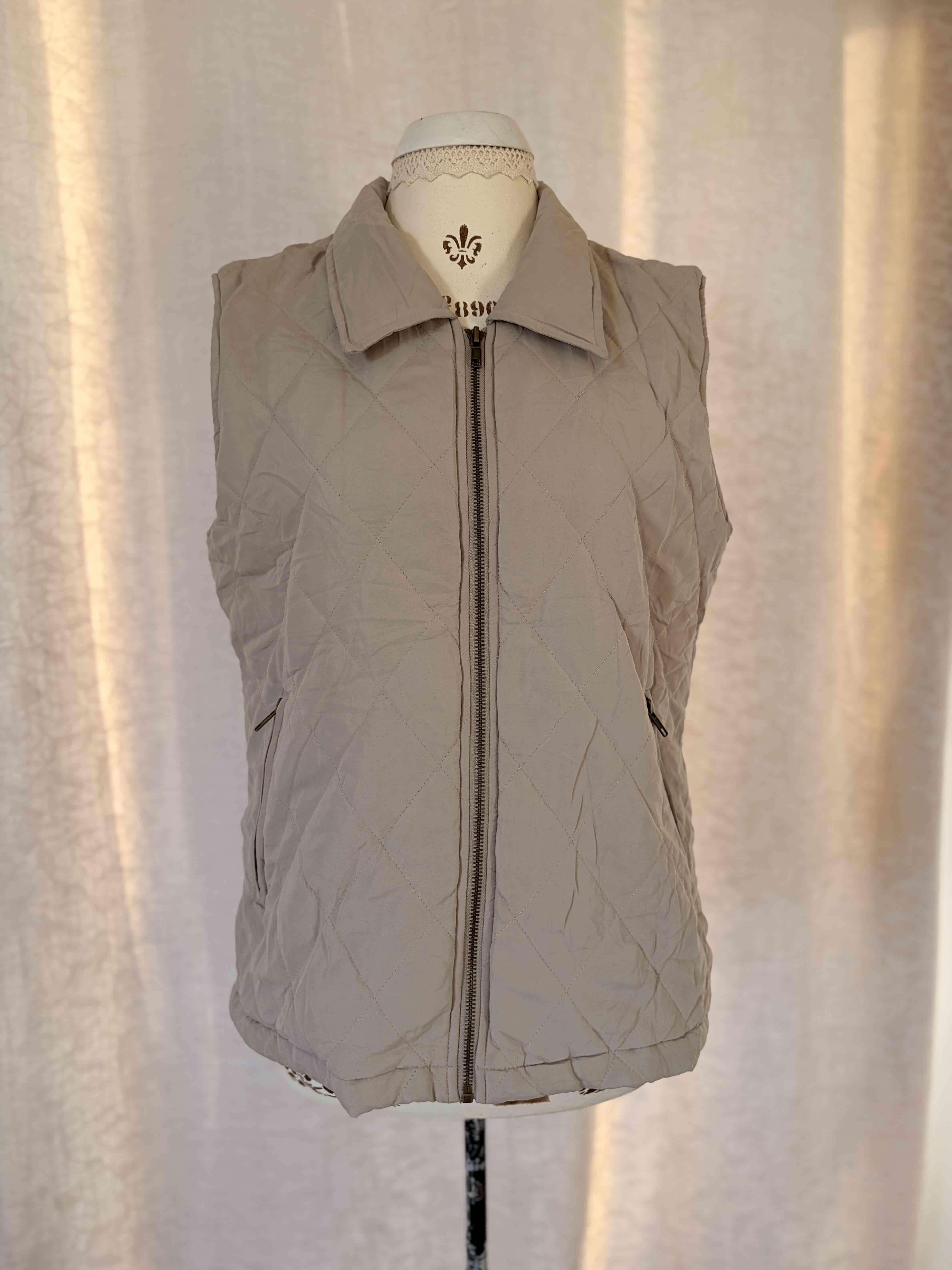Chaleco acolchado beige