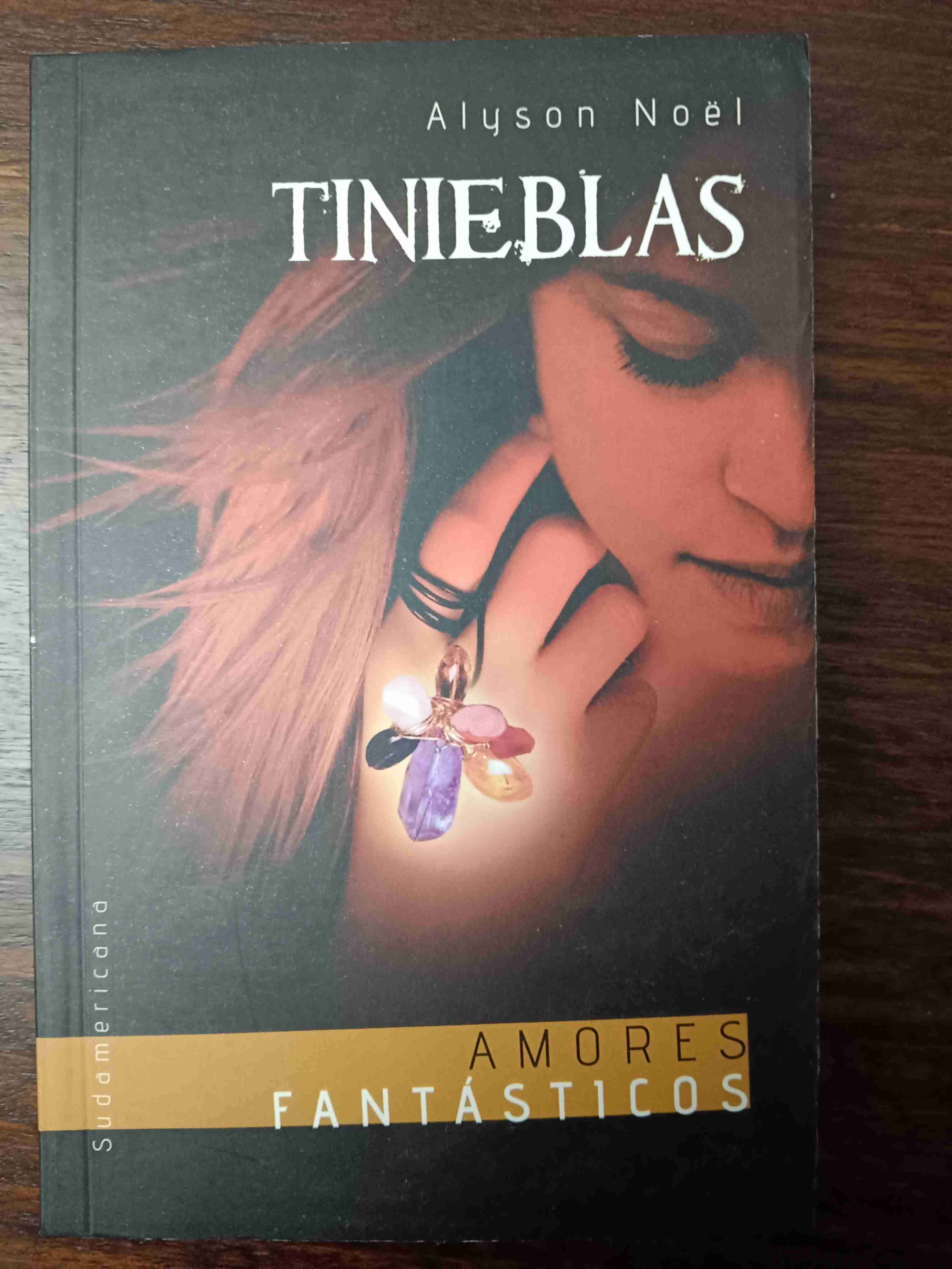Libro Tinieblas - Alyson Noël