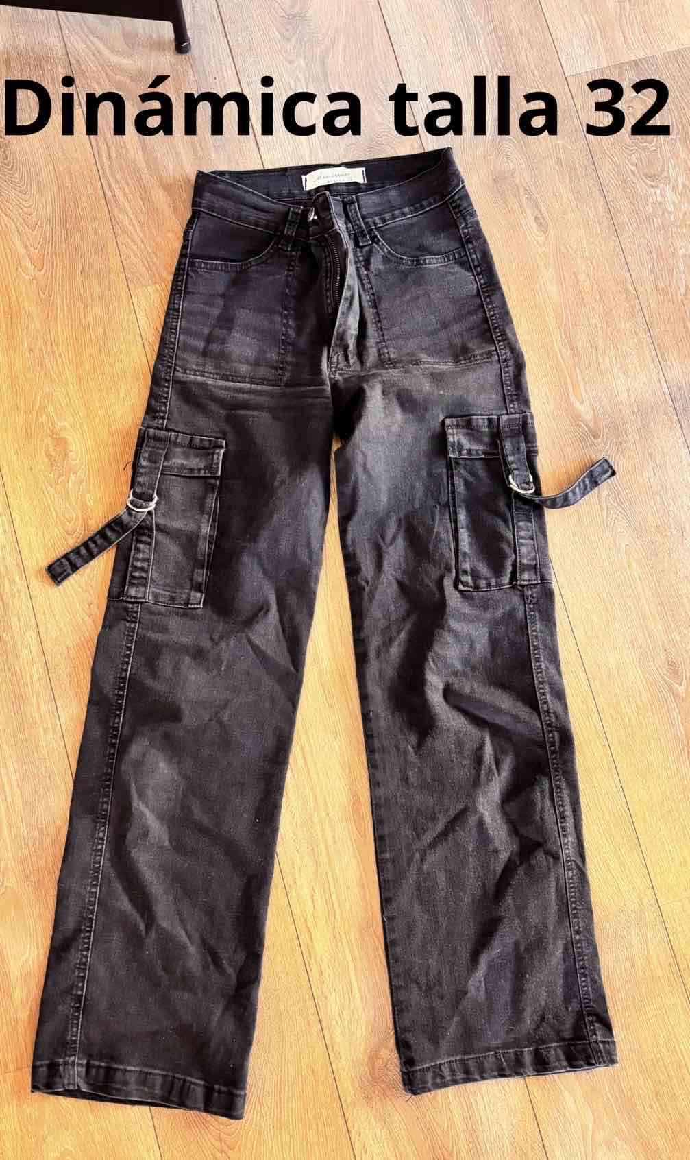 Jeans cargo  negro Dinámica  32