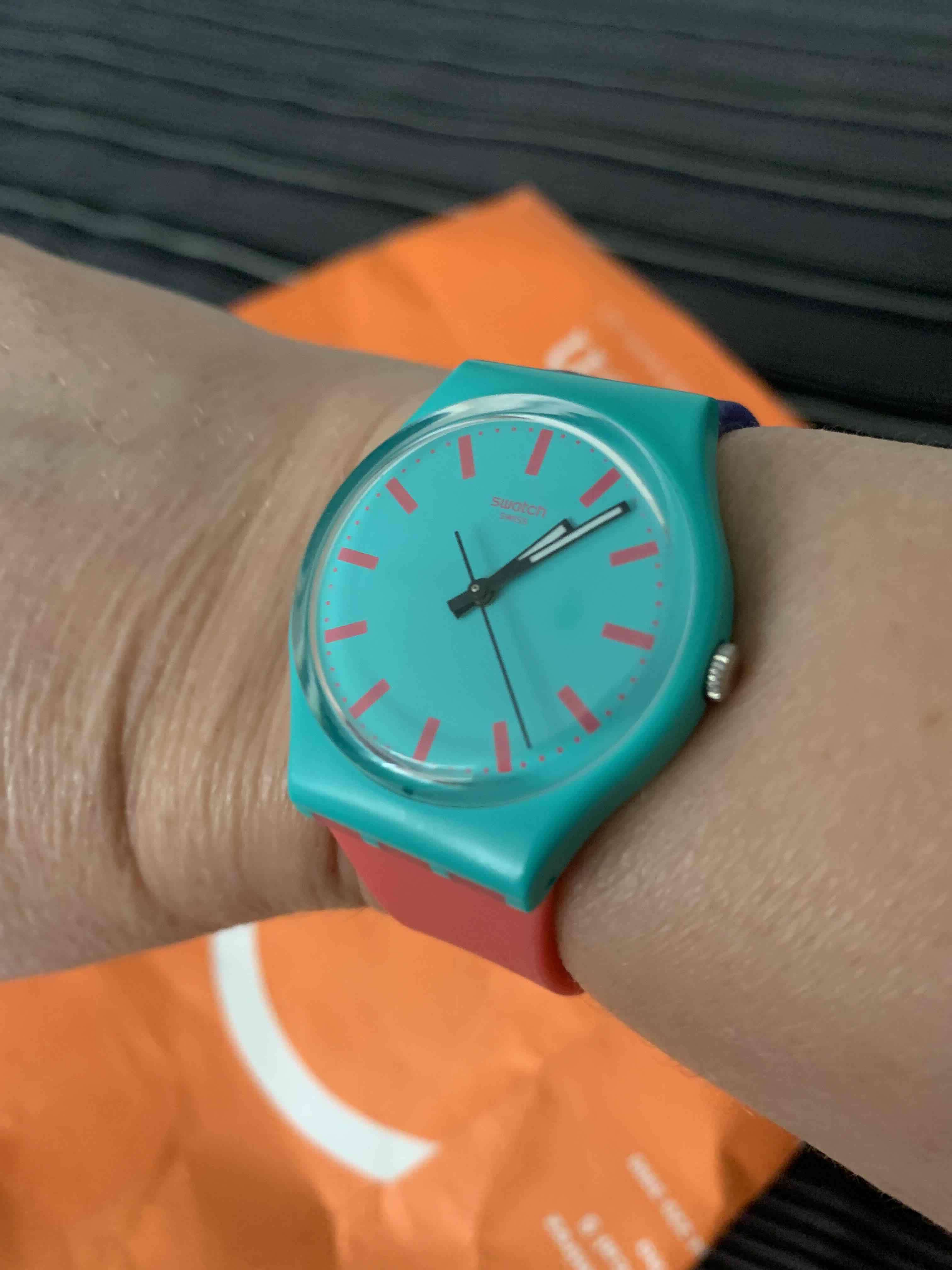 Reloj Swatch colorido con estuche - miniatura 5