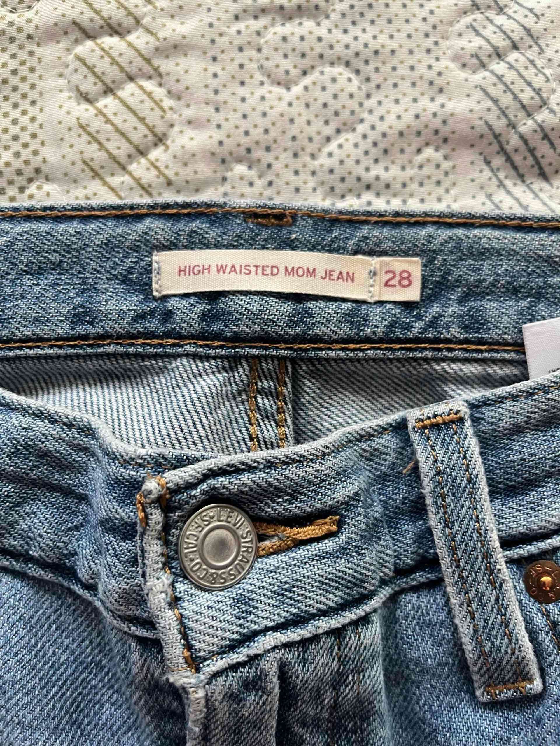 Jeans azules de tiro alto - miniatura 4