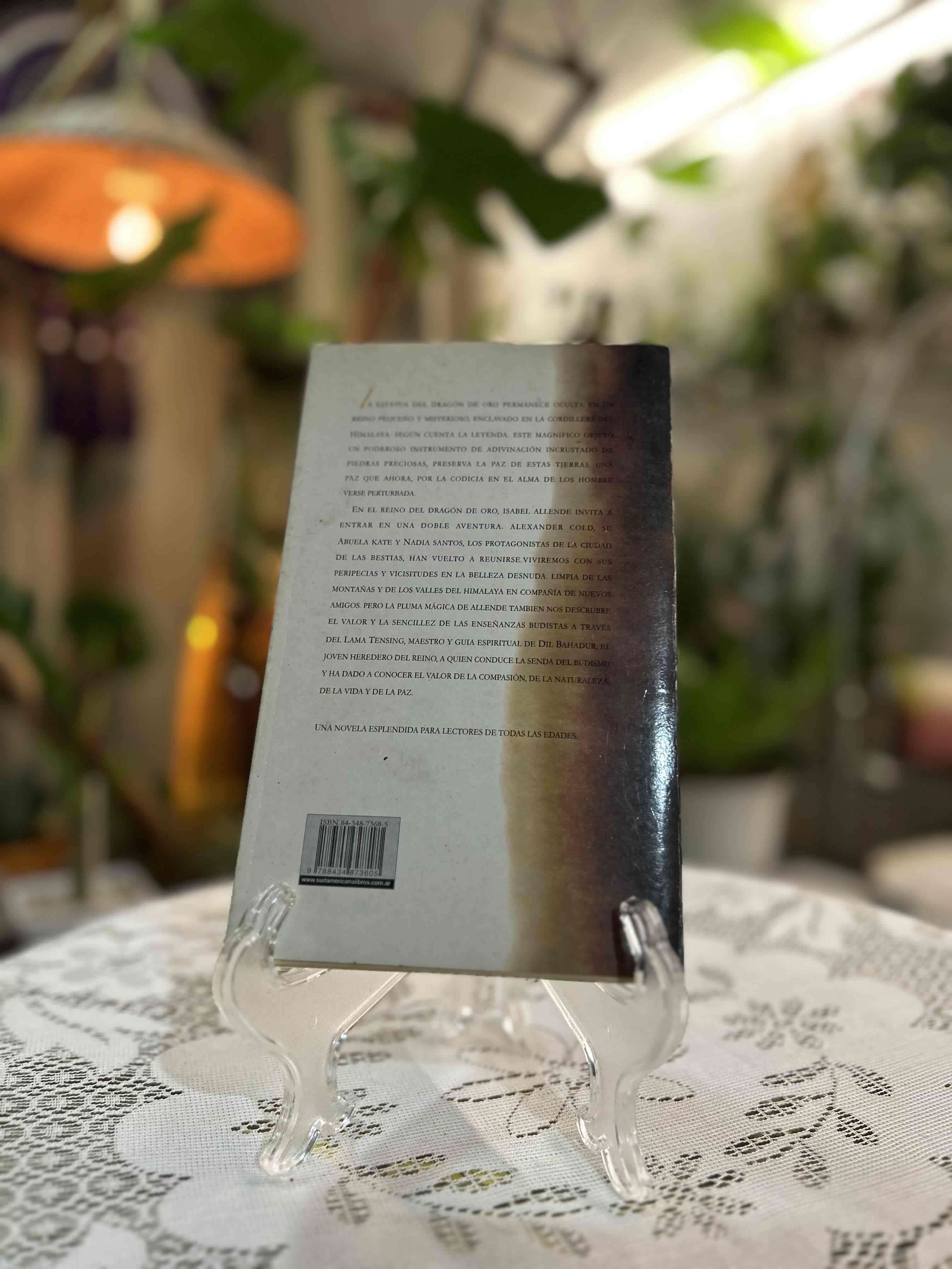 Libro 'El Reino del Dragón de Oro' - miniatura 3
