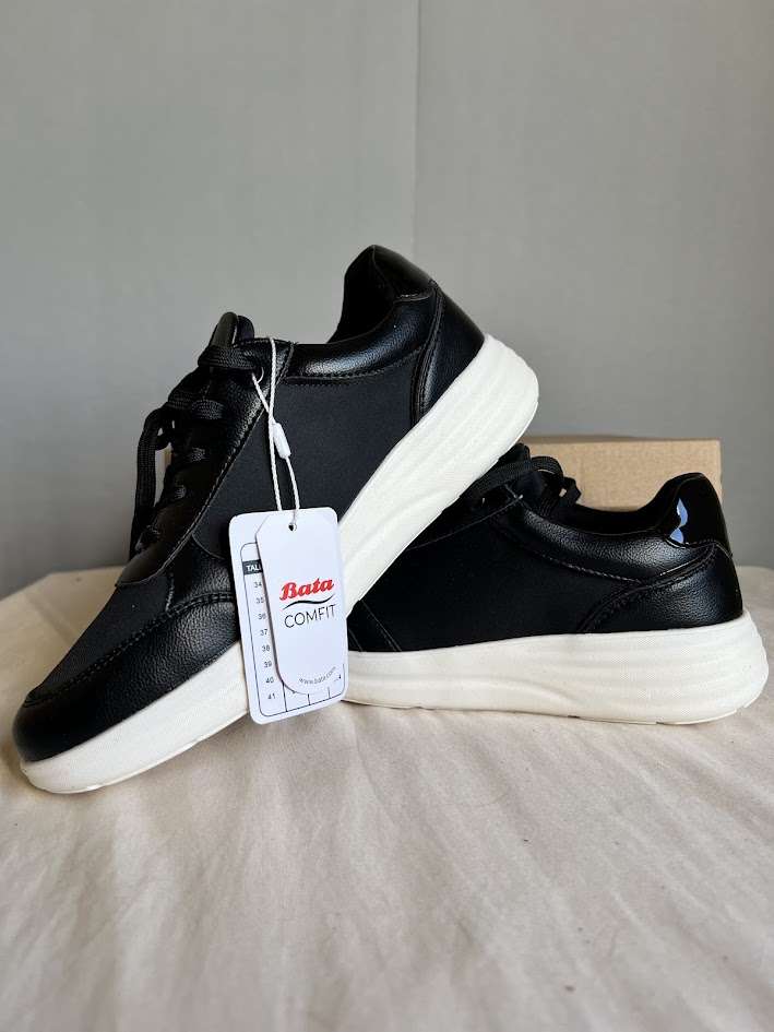 Zapatillas negras Bata Comfit talla 38 - miniatura 1