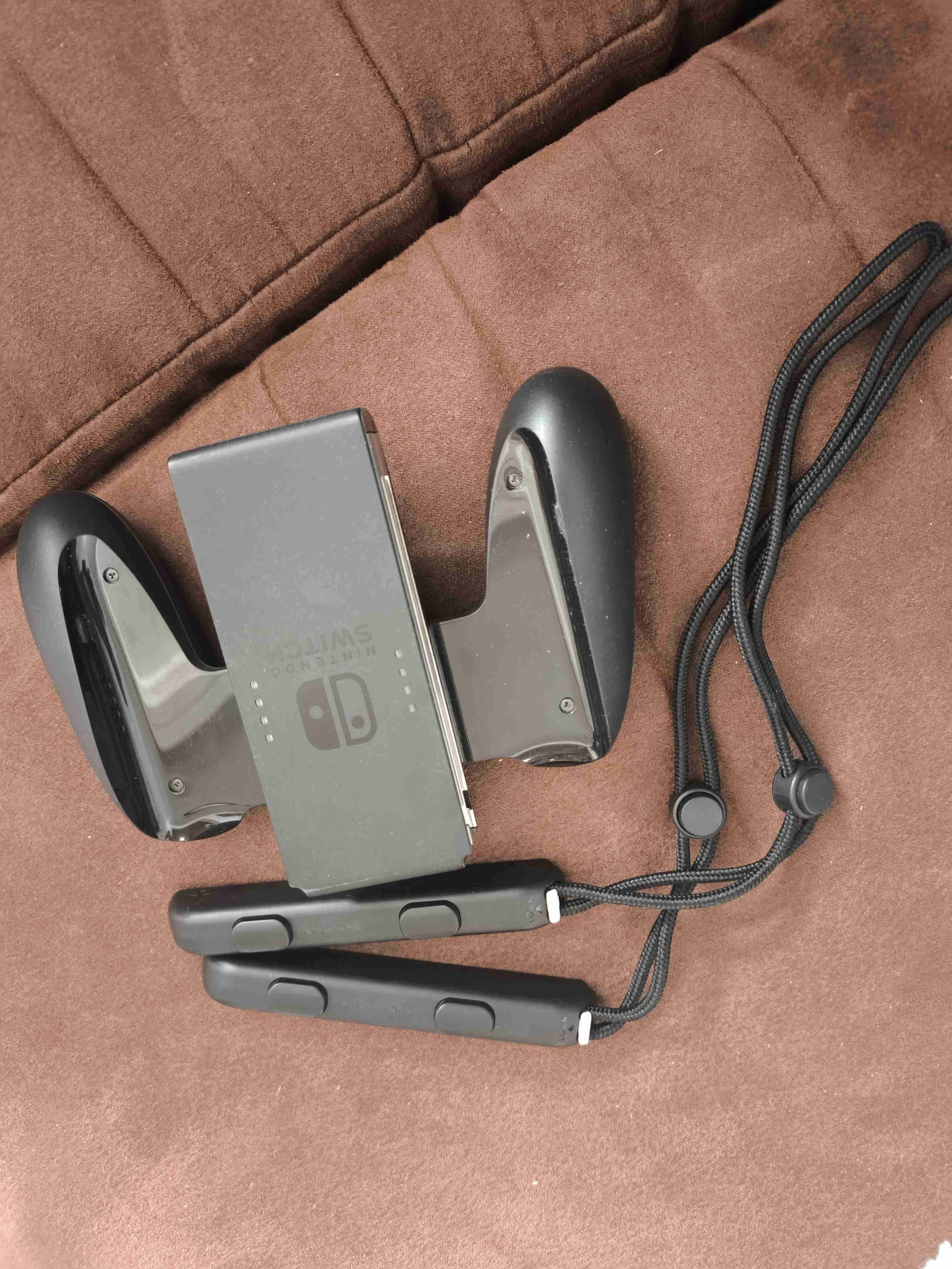 Base de Carga Joy-Con (Charging Grip) + Correas - miniatura 2