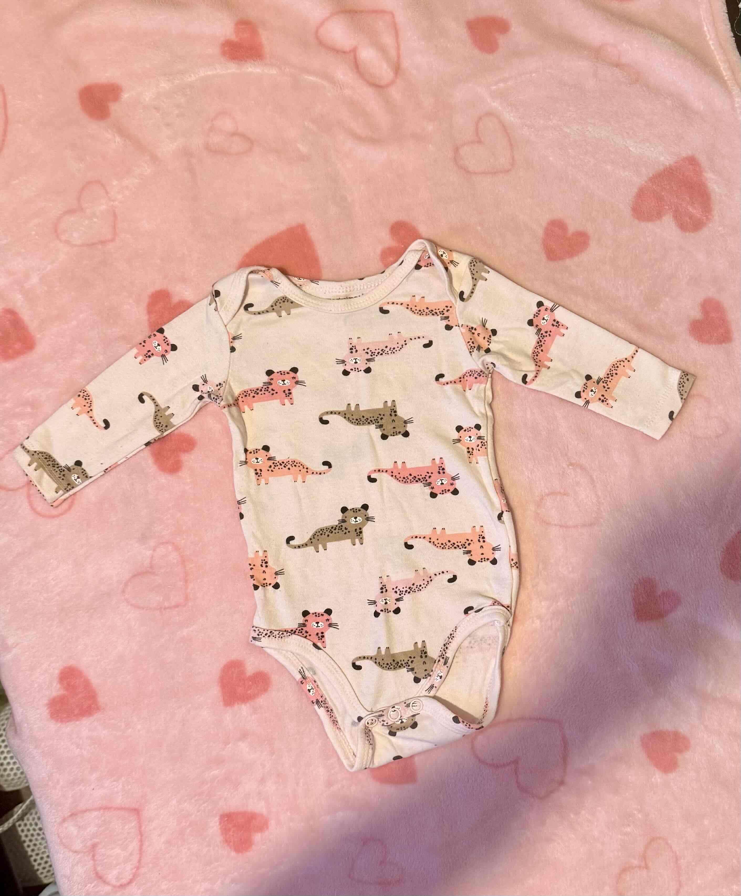 Body de bebé con estampado de leopardos