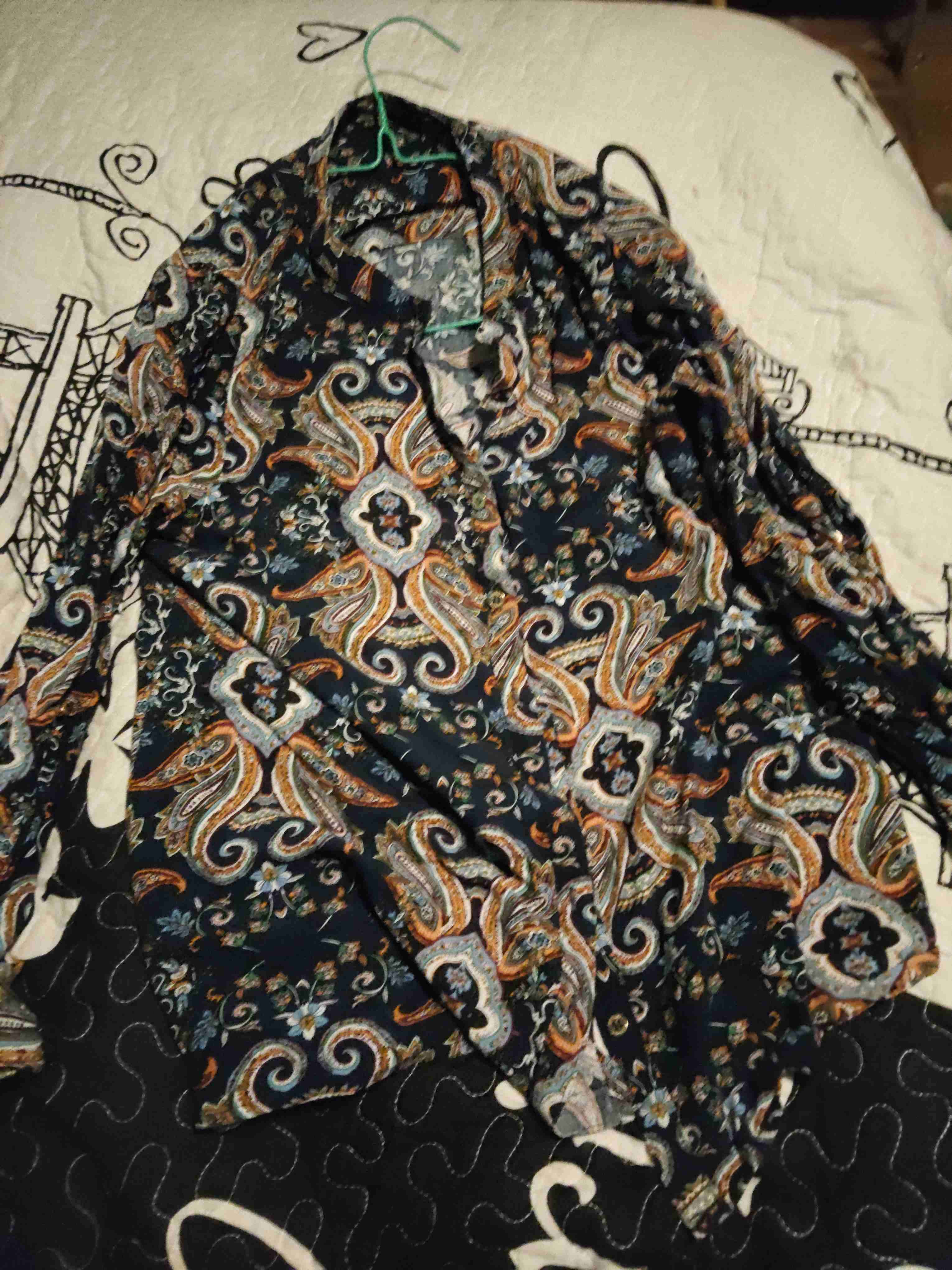 Blusa estampada de manga larga