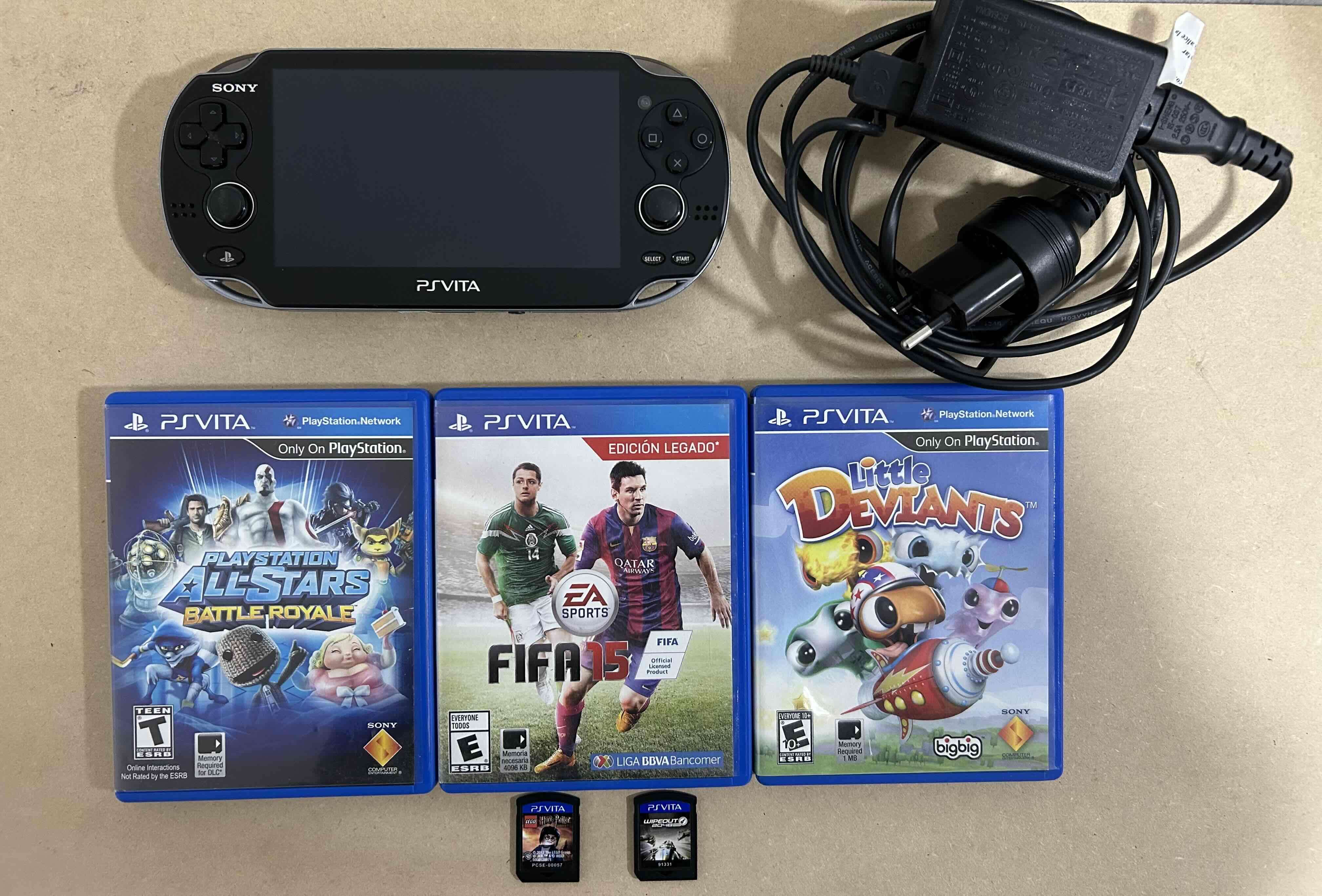 PS Vita modelo PCH-1010 (pantalla OLED) - miniatura 1