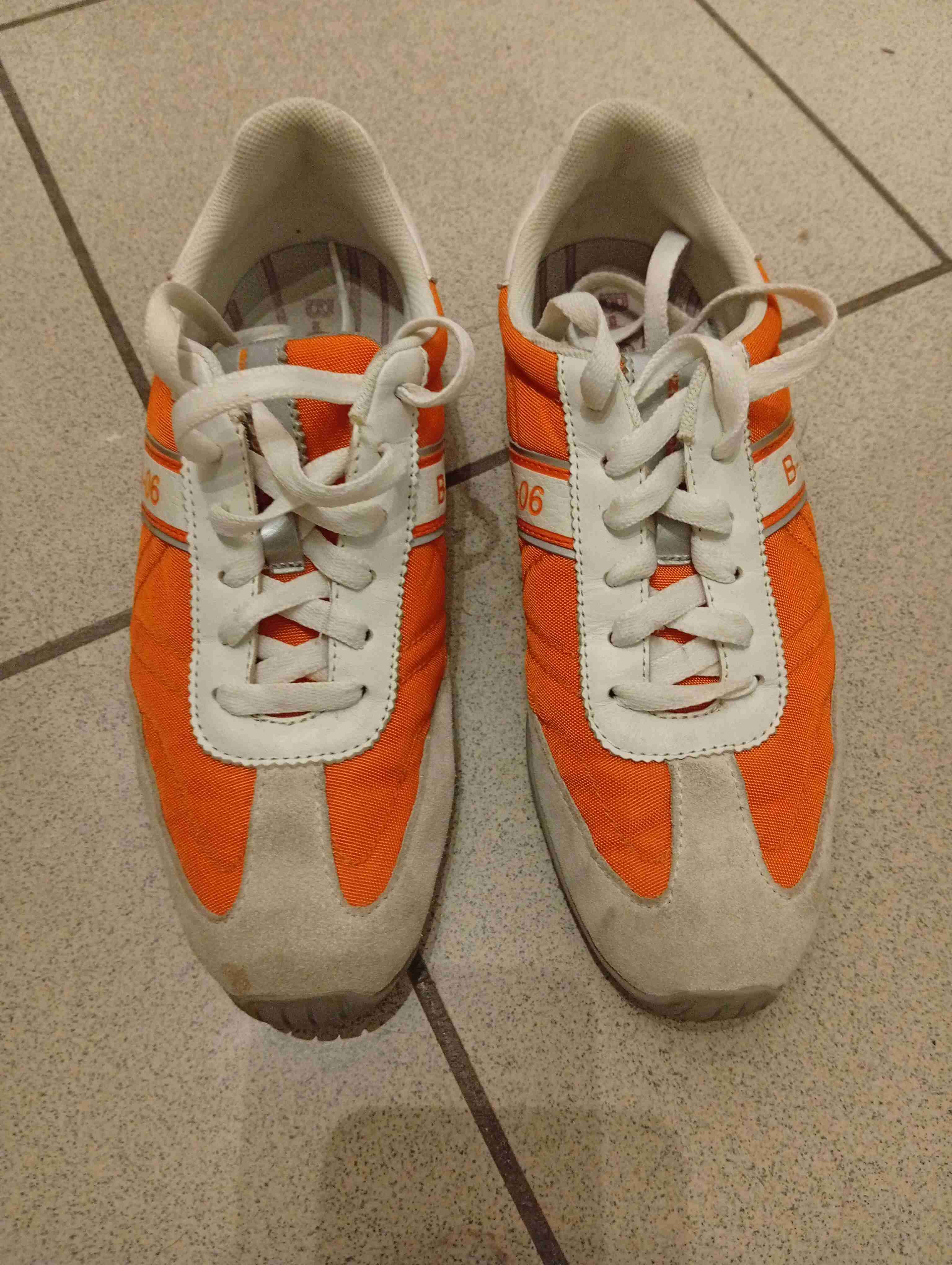 Zapatillas Benetton naranjas 37 - miniatura 2
