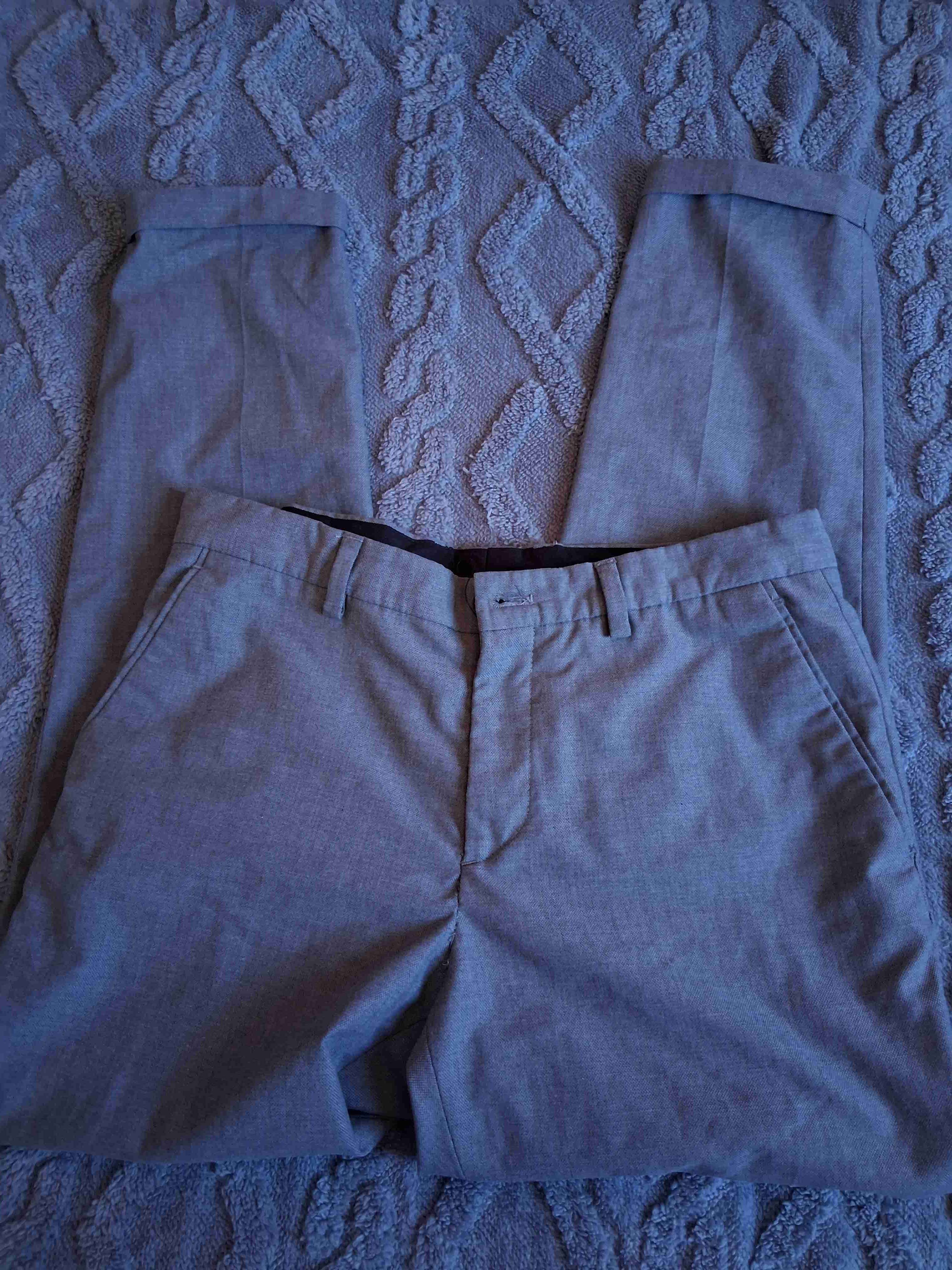 Pantalón gris Zara talla 38 - miniatura 2