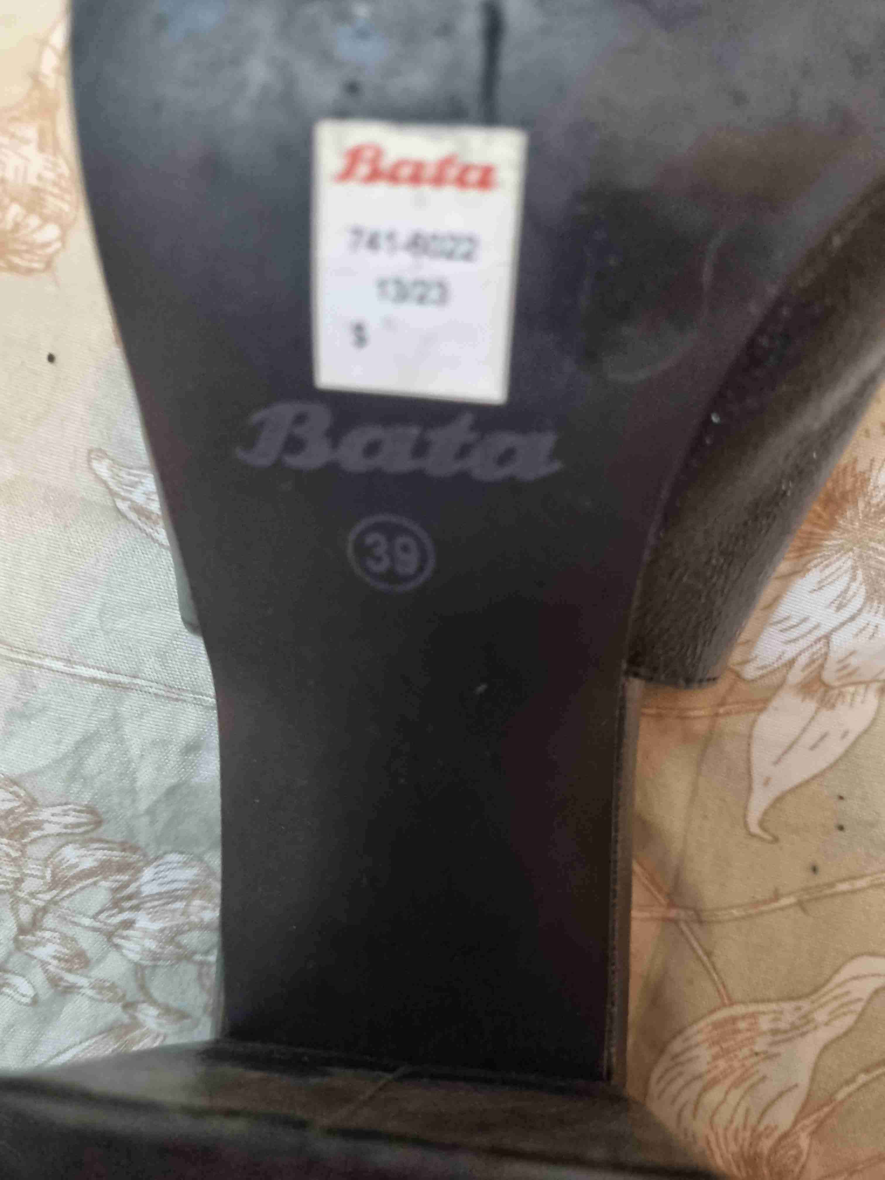 Zapatos de tacón negro - miniatura 2