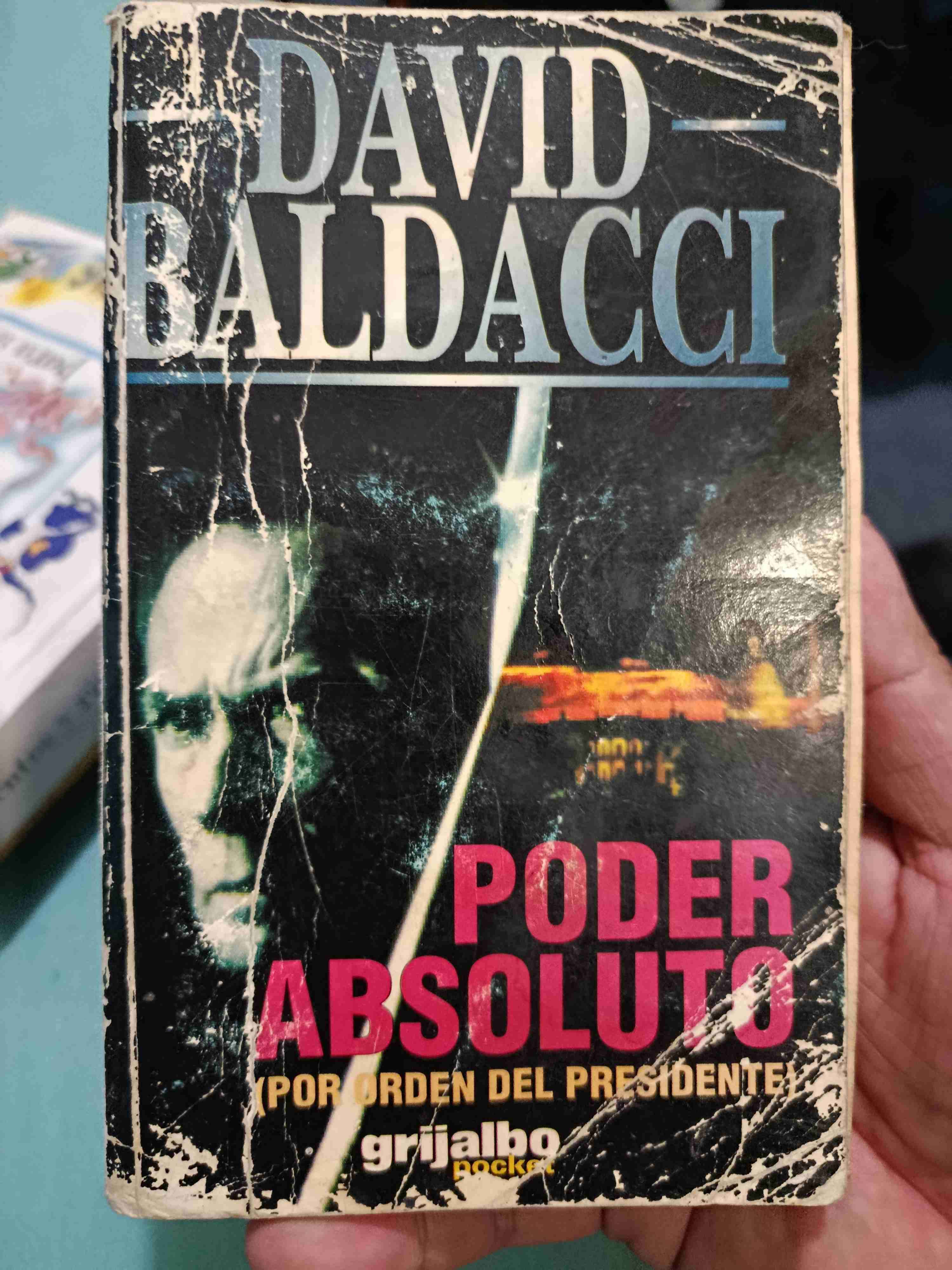 Libro 'Poder Absoluto' de David Baldacci - miniatura 1