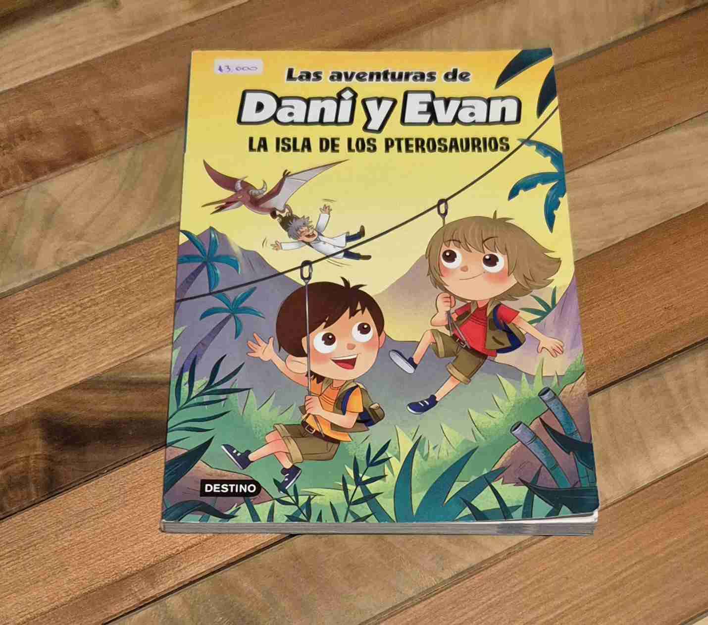 Libro Dani y Evan: La isla de los pterosaurios