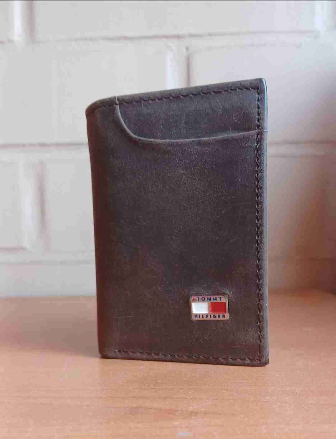 Billetera Tommy Hilfiger café