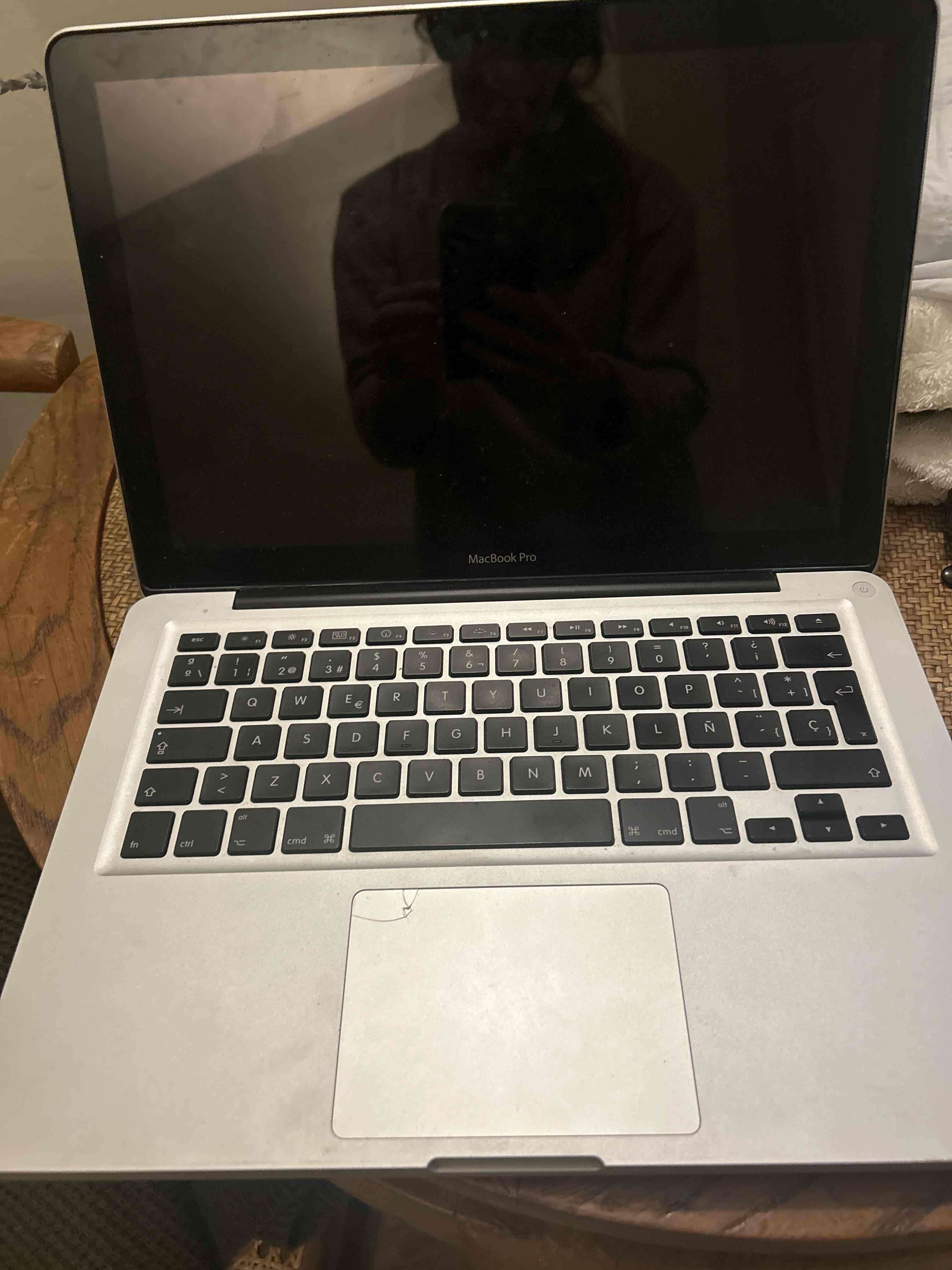 Mac book pro Portátil Apple usado - miniatura 2