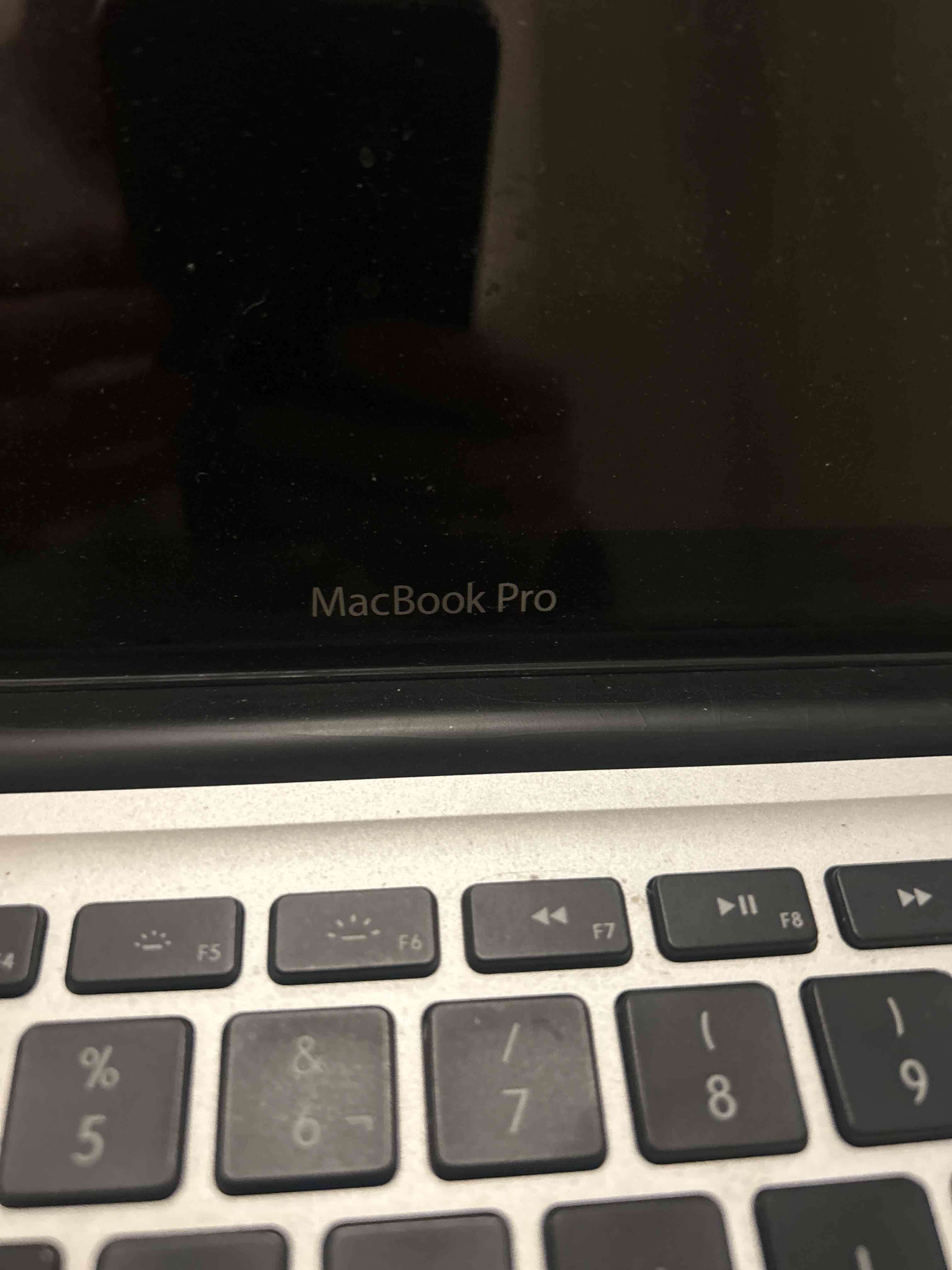 Mac book pro Portátil Apple usado - miniatura 3